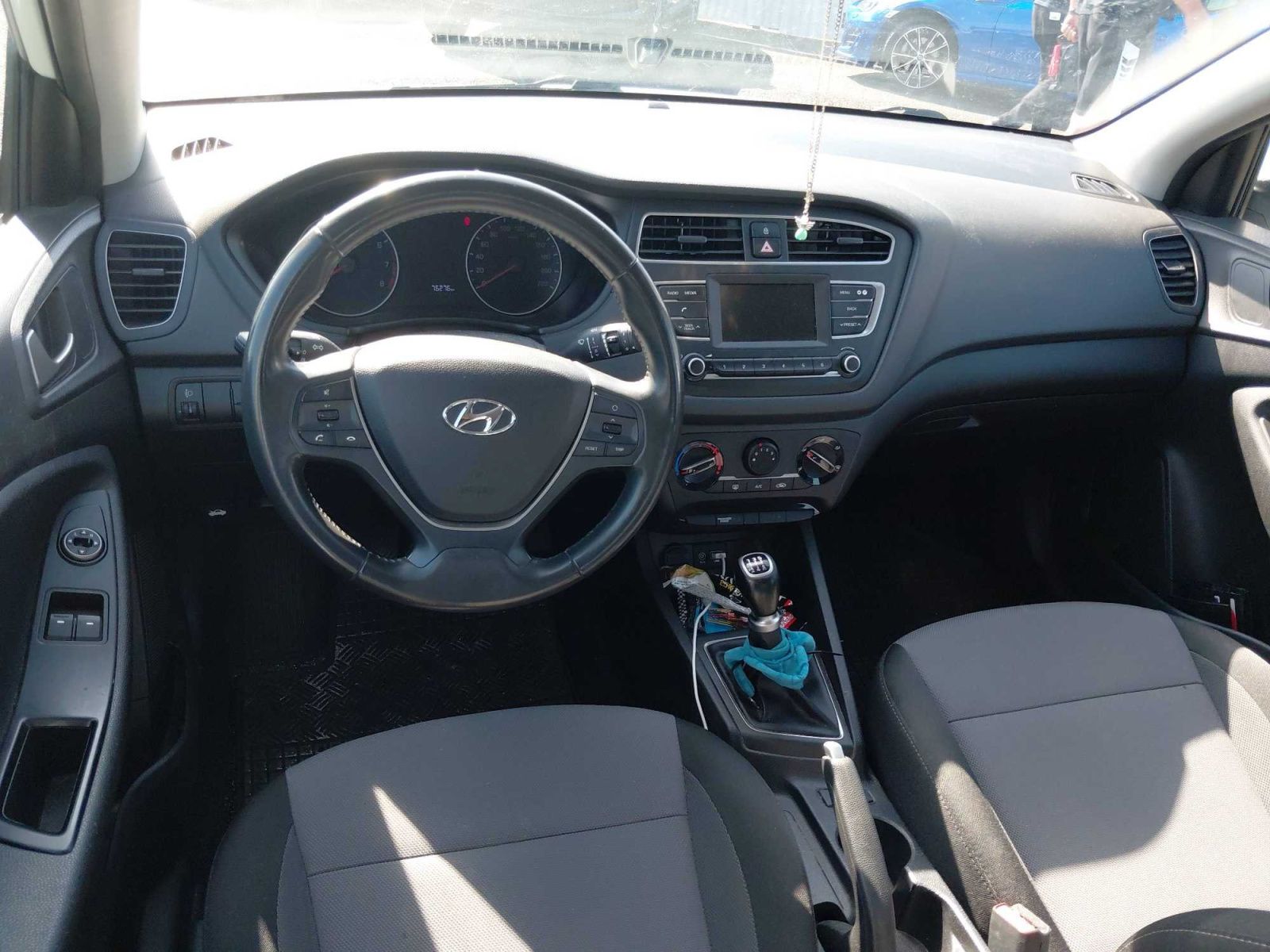 Hyundai i20, 1.2, Serv.kniha, Klima - fotka 3