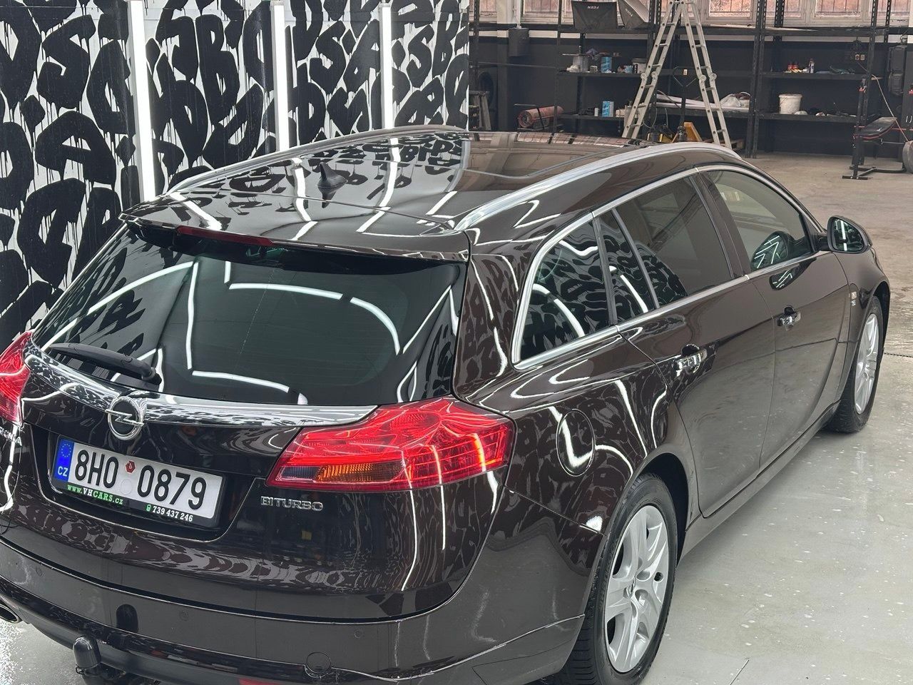 Opel Insignia, 2.0 BiTurbo - fotka 5