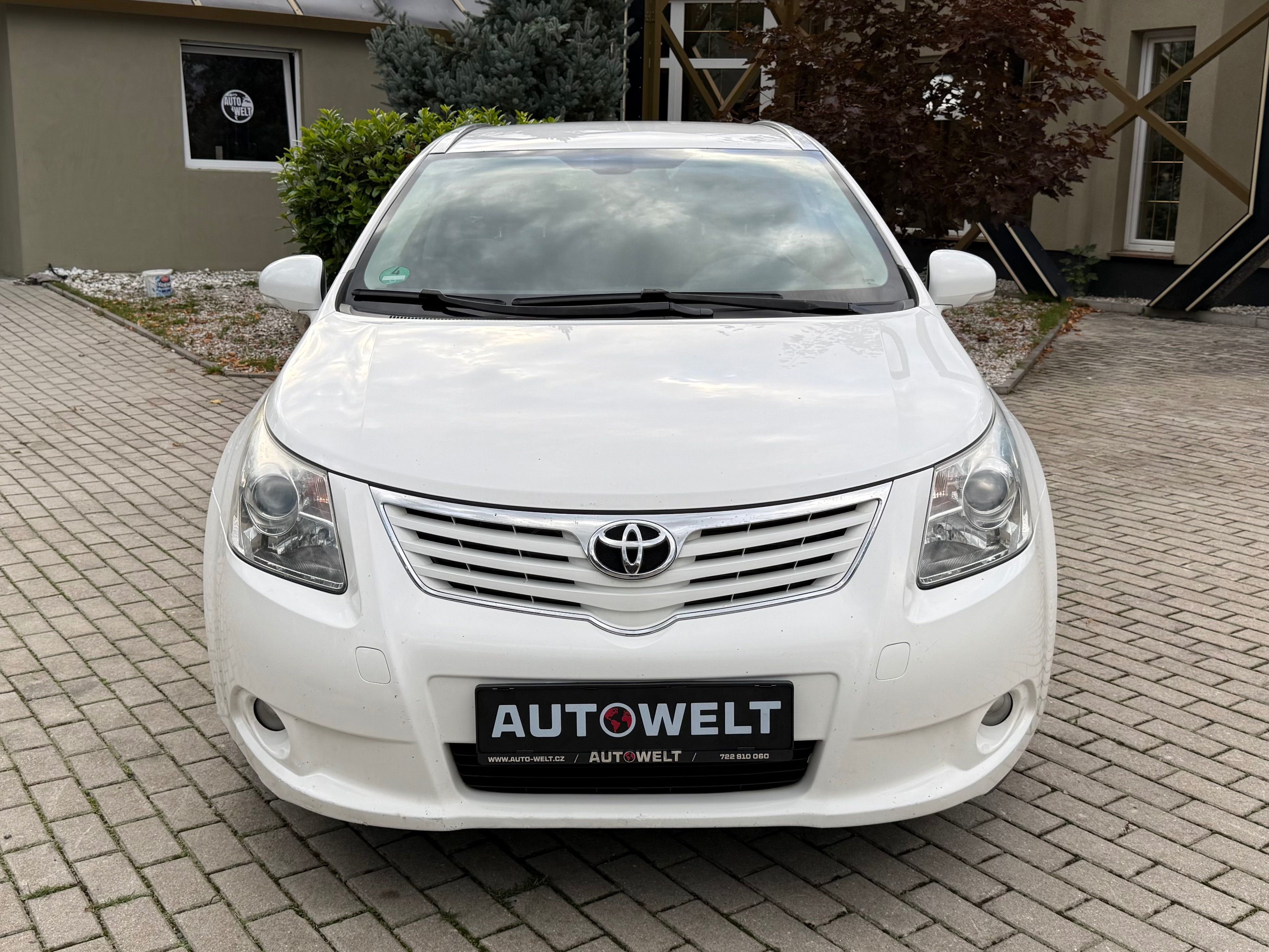 Toyota Avensis, 2.0 D-4D 93kW /NAVI/KLIMA/STK - fotka 4