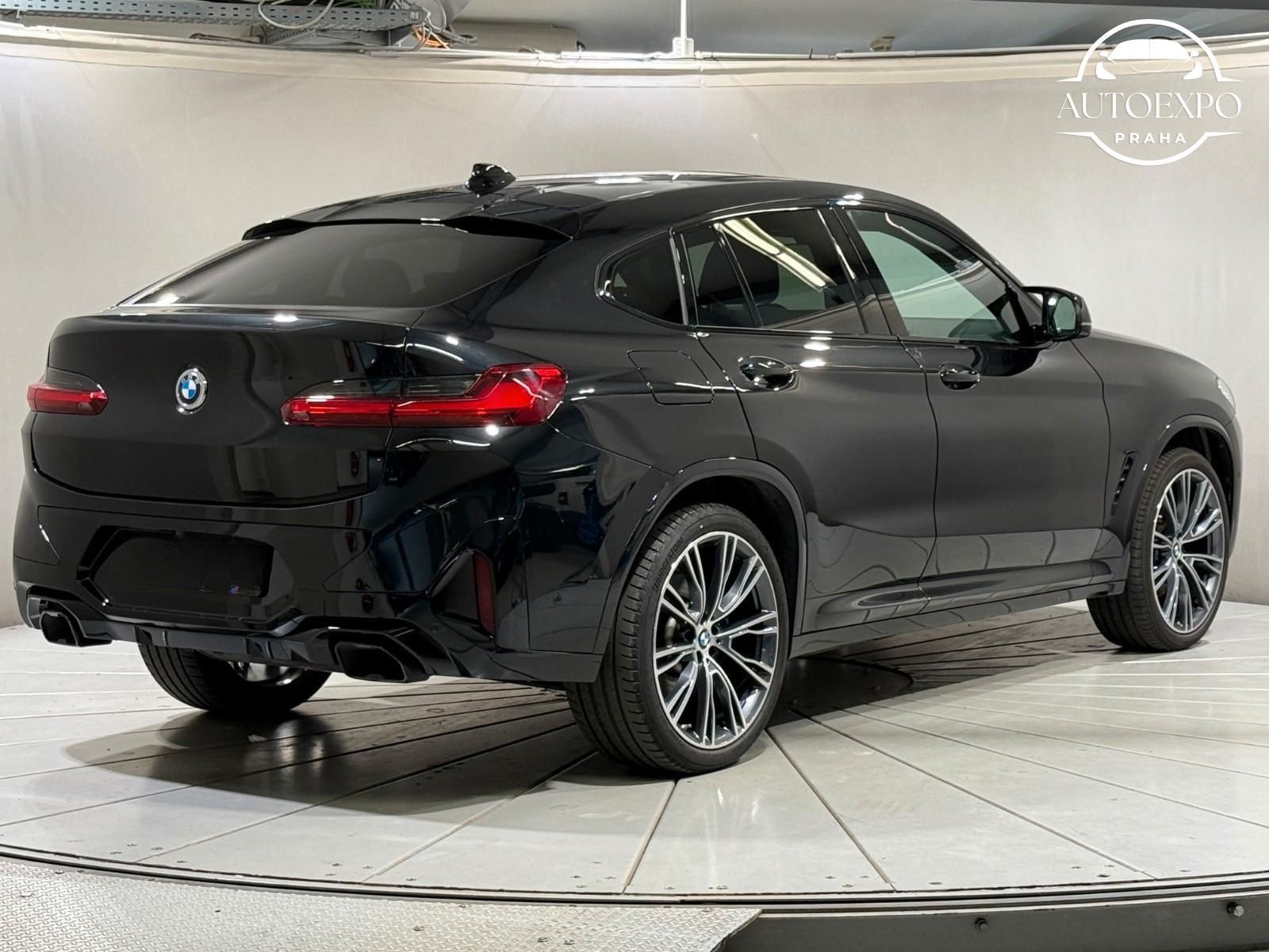 BMW X4, M40i 265KW - fotka 3
