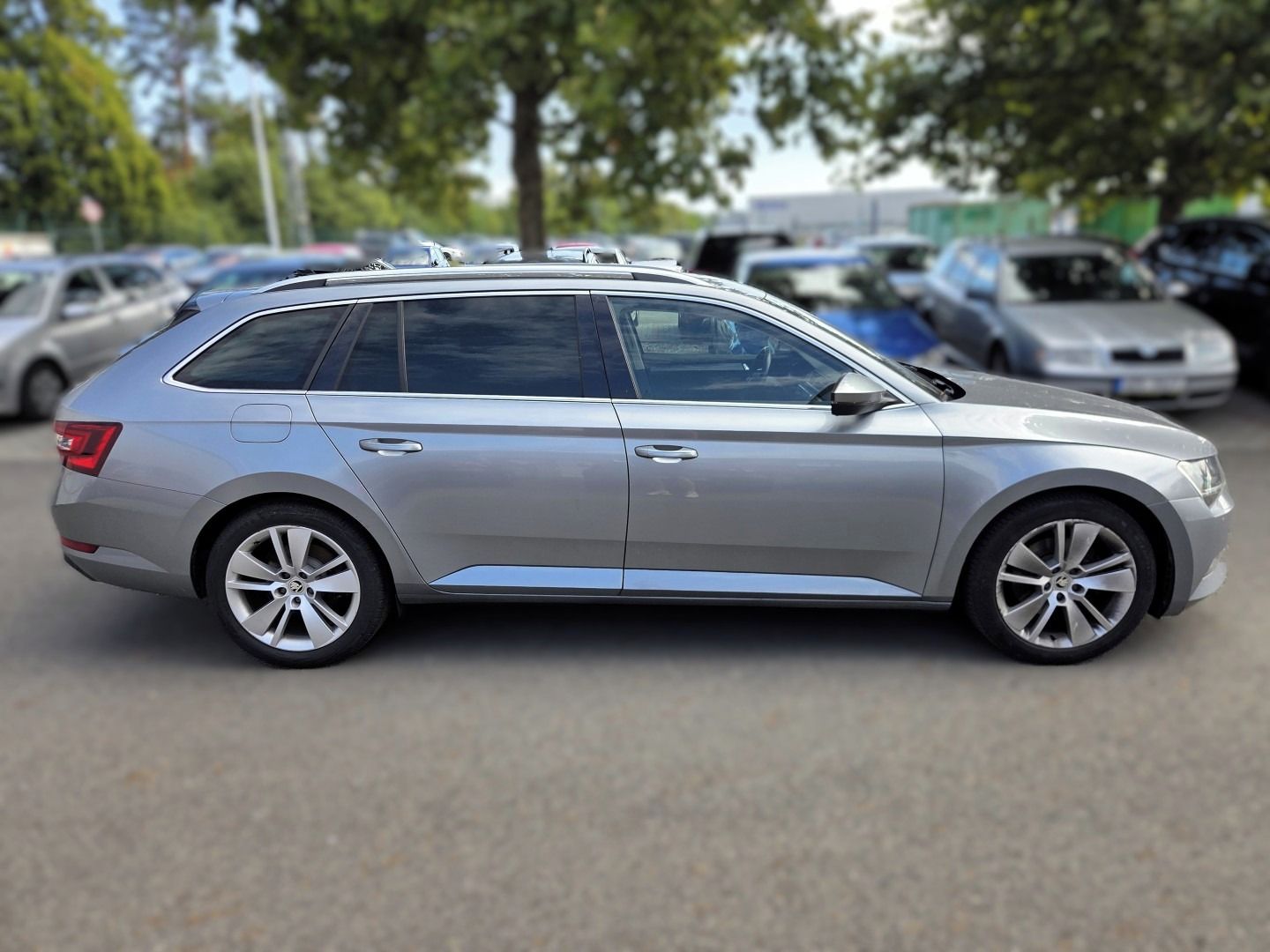 Škoda Superb, 1.5 TSI 110 kW DSG Style DPH - fotka 3