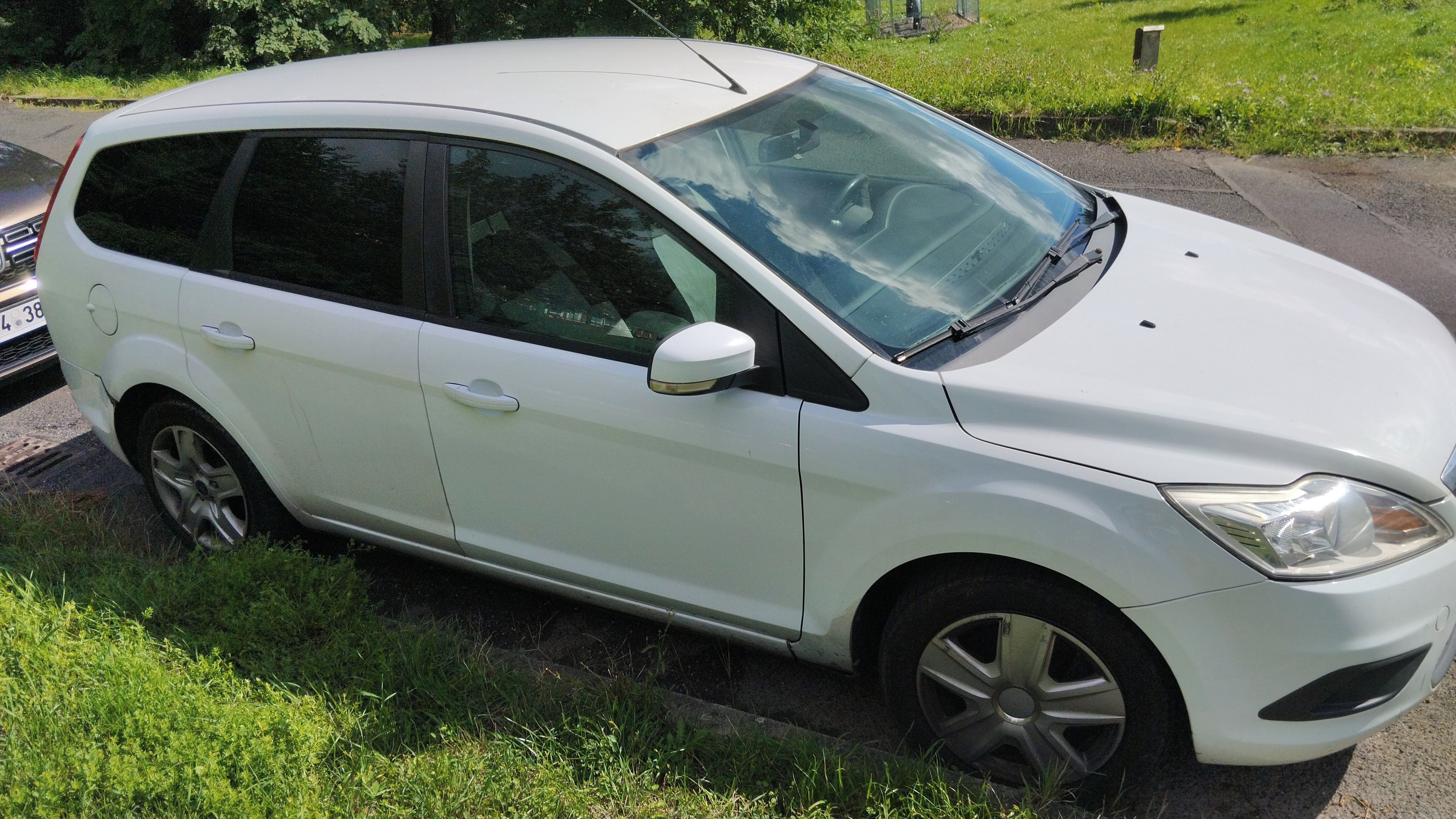 Ford Focus, Ford Focus Combi STK do 1/2028 - fotka 2