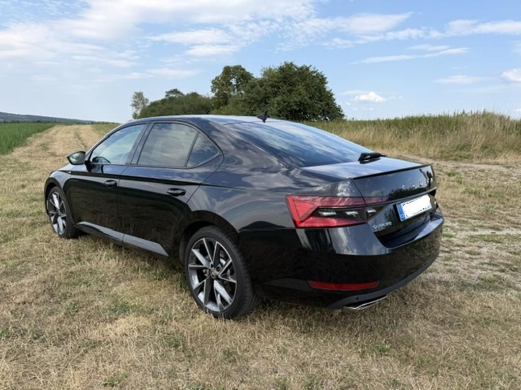 Škoda Superb, 4x4, koupeno v CZ, 1. majitel - fotka 4
