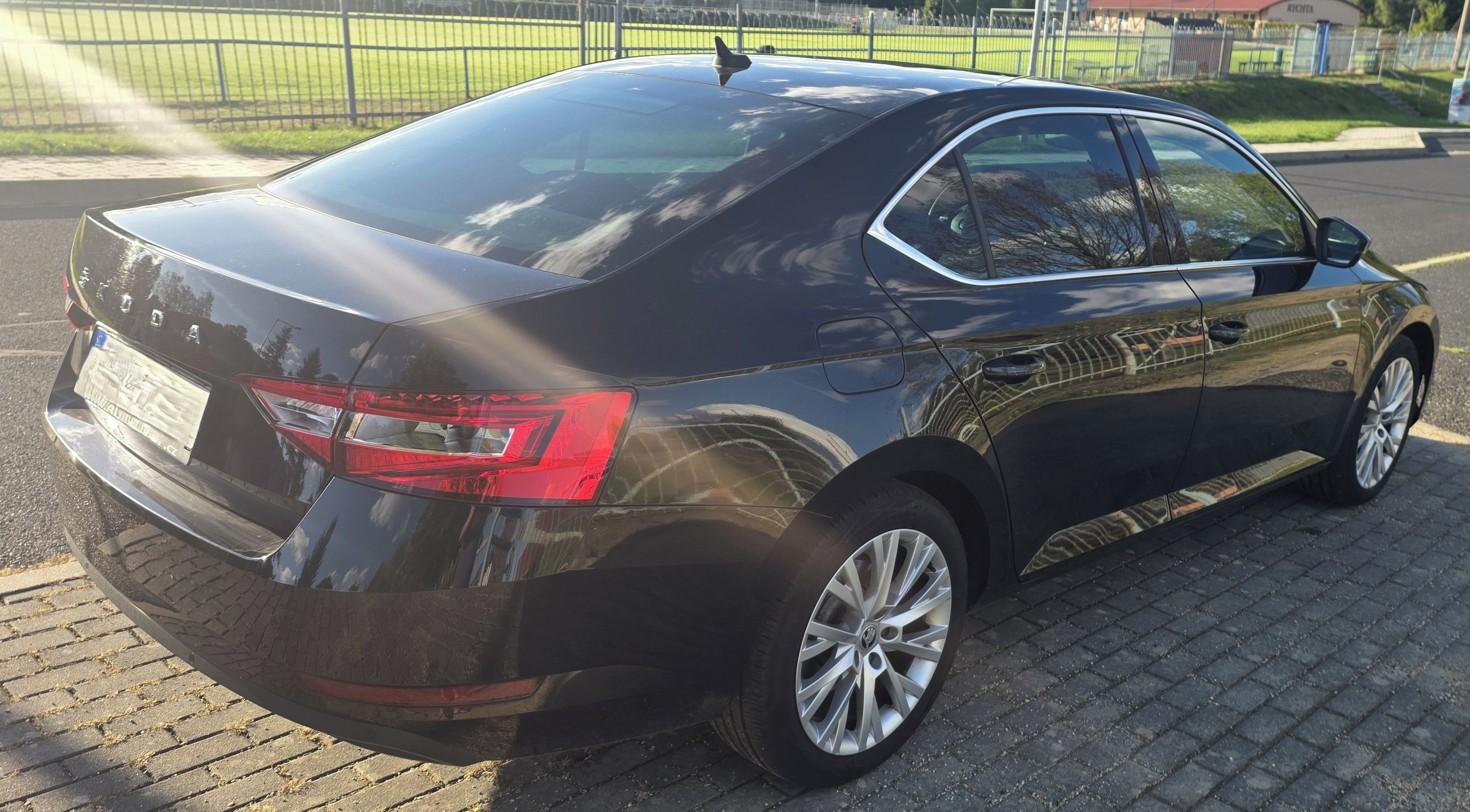 Škoda Superb - fotka 3