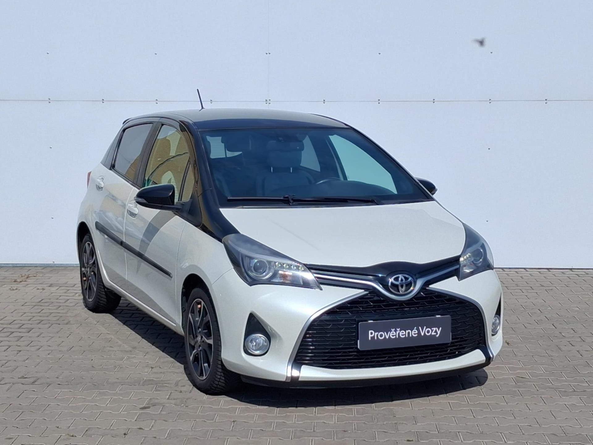 Toyota Yaris, 1.3 VVT-i Selection Smart - fotka 6