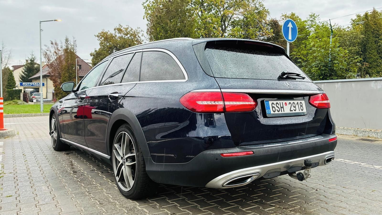 Mercedes-Benz Třídy E, Mercedes E Allterrain 220 - fotka 2