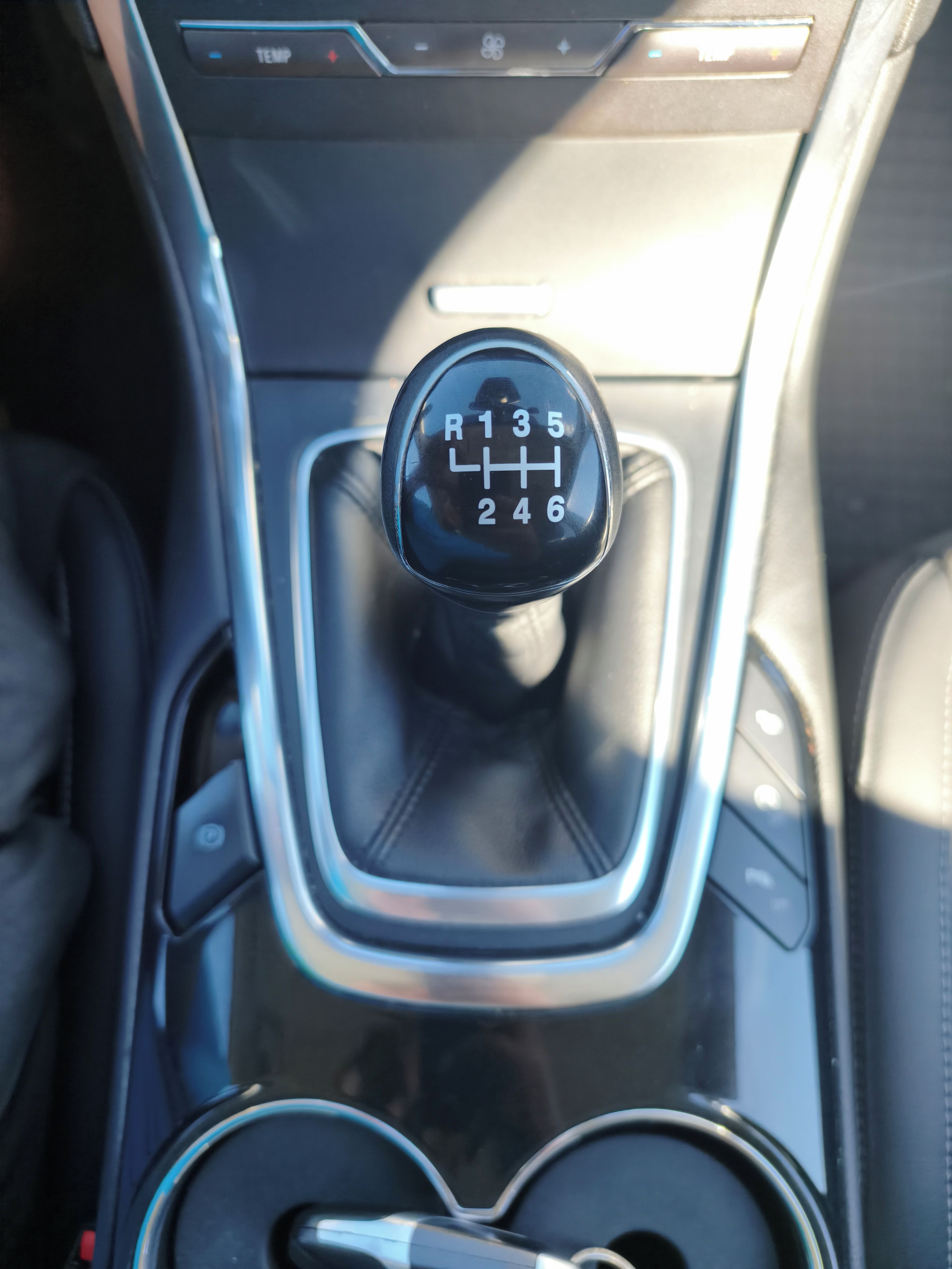 Ford Galaxy - fotka 2