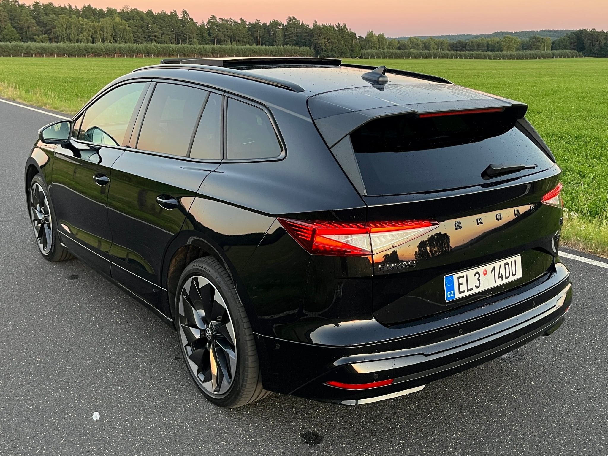 Škoda Enyaq - fotka 2