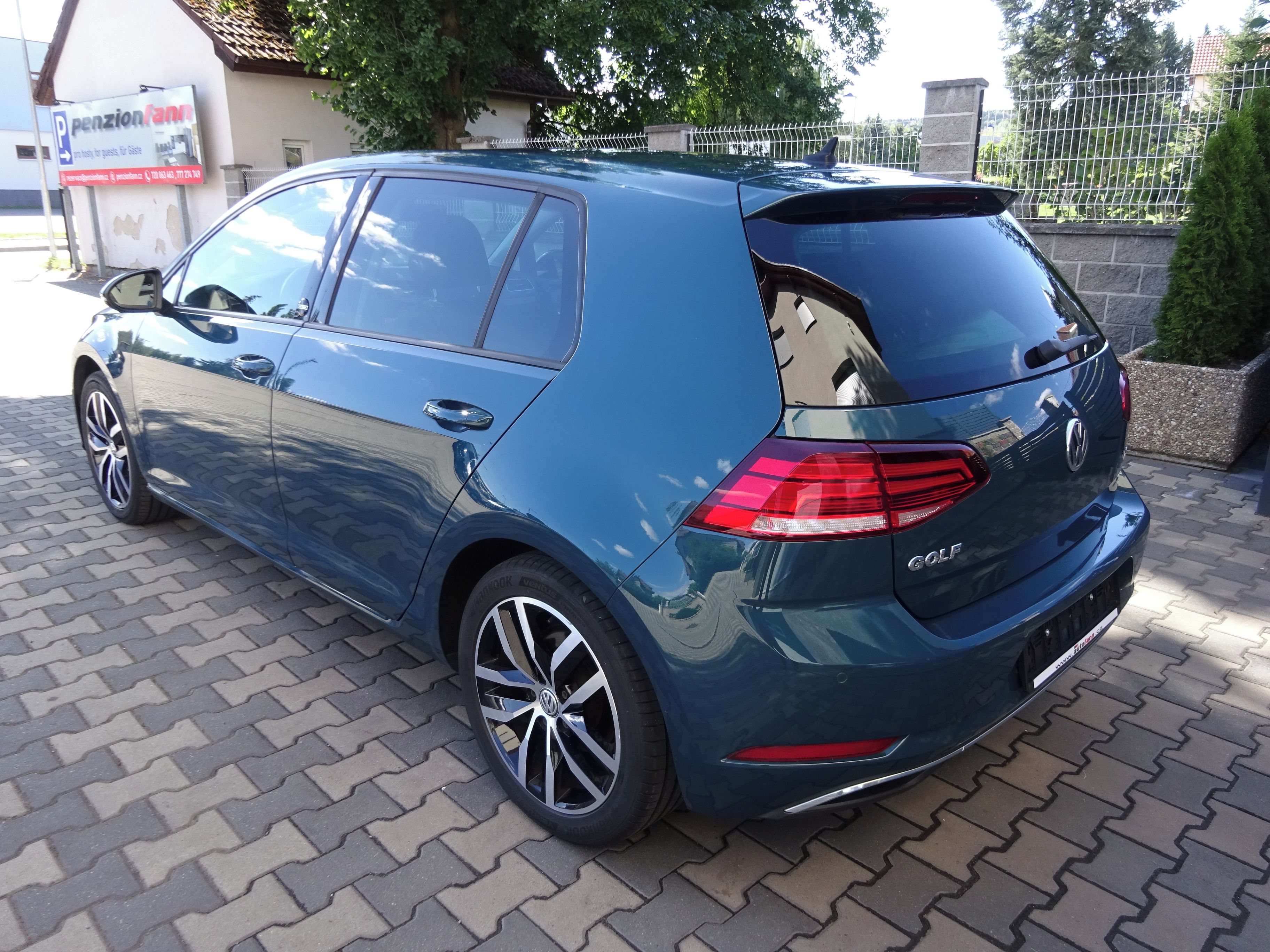 Volkswagen Golf, 1.4TSi 92kW.SOUND.DSG.el.svk. - fotka 5