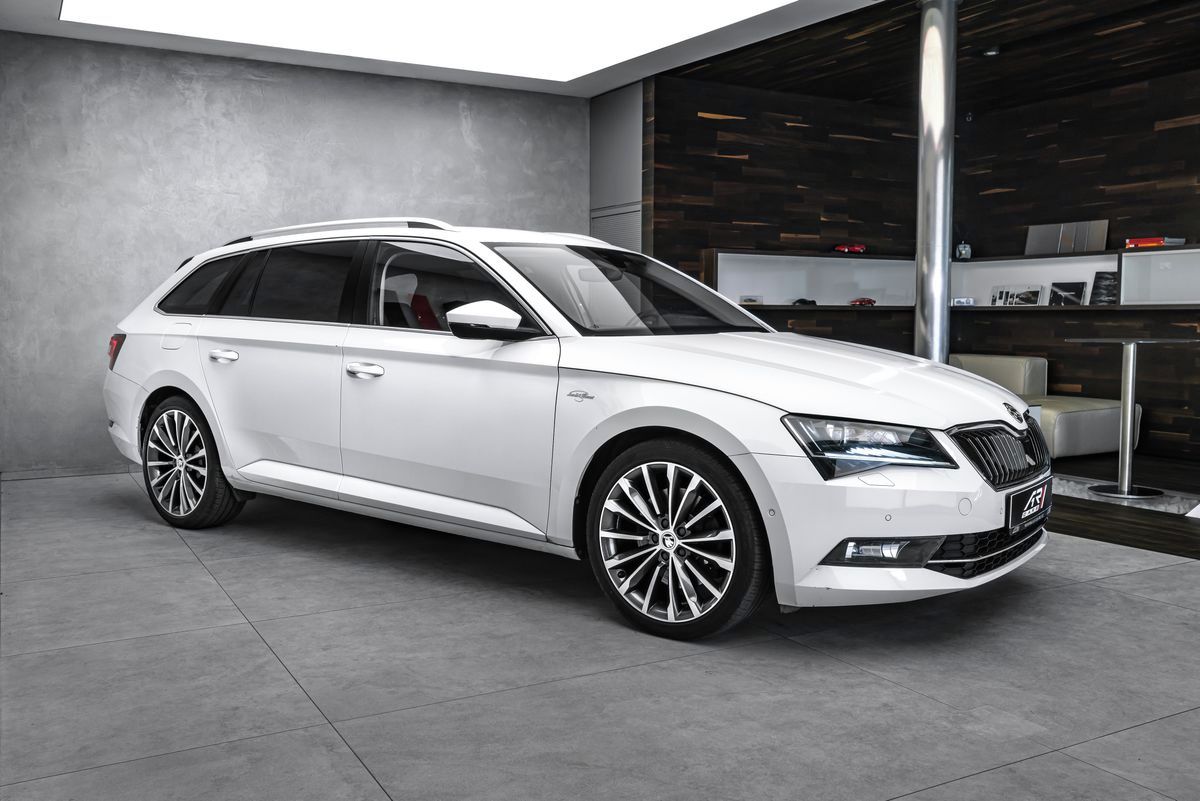 Škoda Superb, Combi 2,0TSI L&K 4x4 DSG - fotka 4