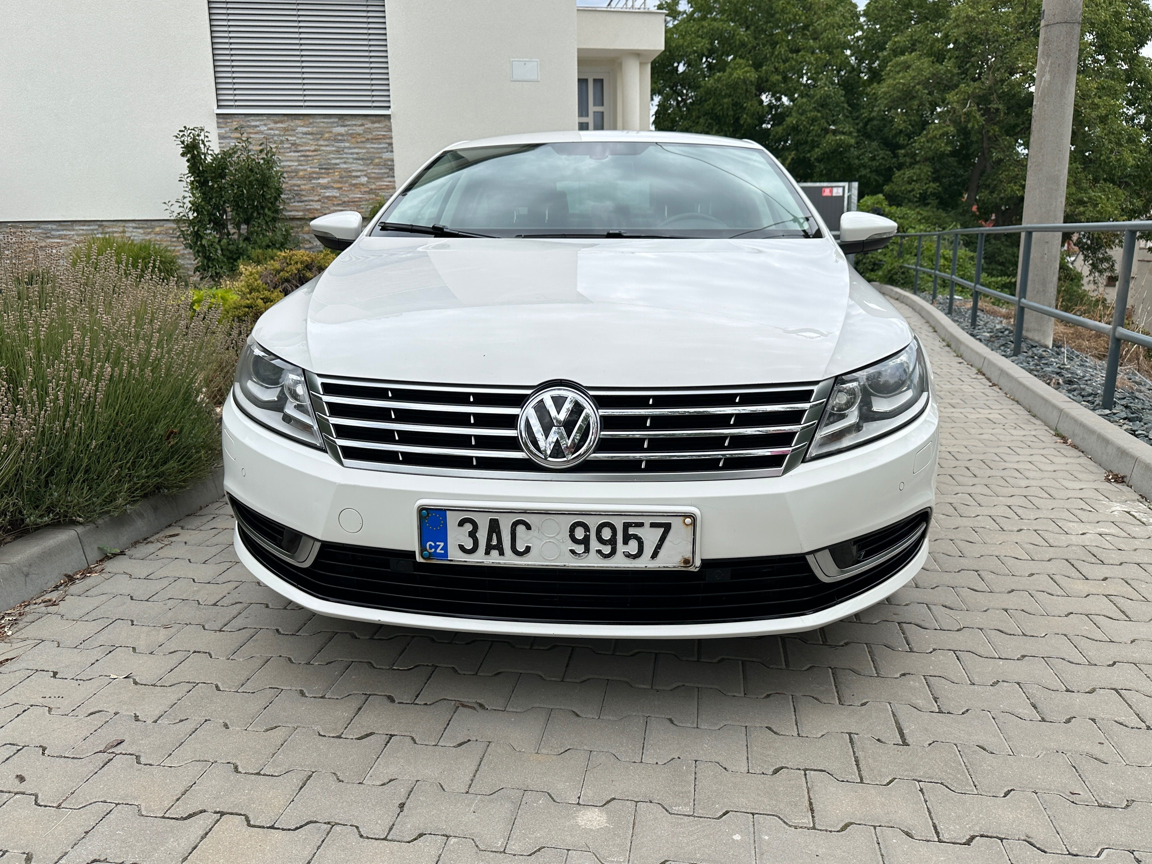 Volkswagen CC, 2.0 TDI, kůže, 103 kW - fotka 5