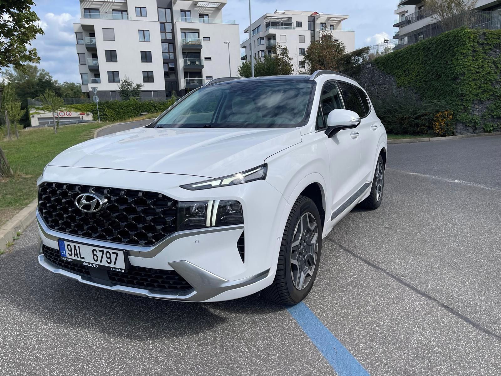 Hyundai Santa Fe, HEV 1.6T-GDI 4x4 Luxury - fotka 5