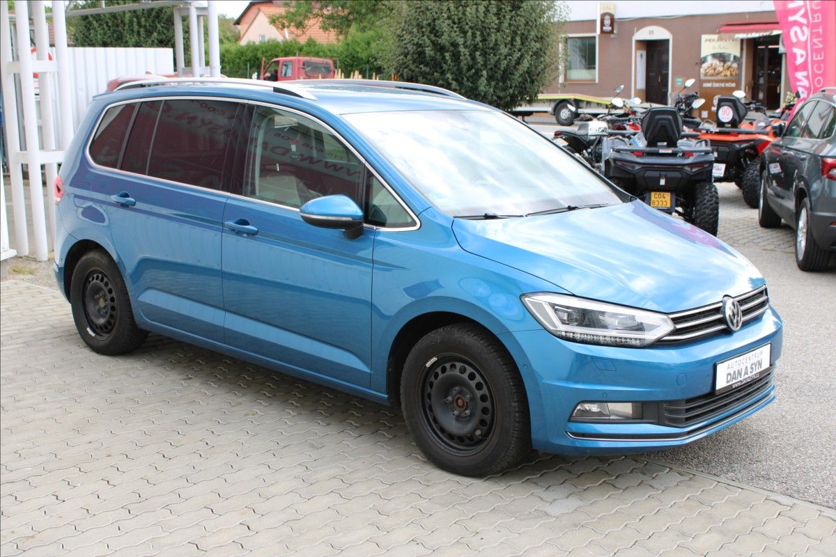 Volkswagen Touran, 1,4 TSI DSG Highline blue pear - fotka 2