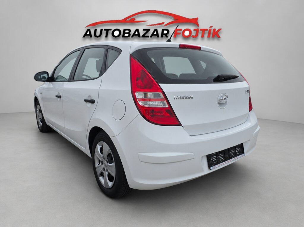 Hyundai i30, 1.4 CVVT 80KW klima - fotka 5