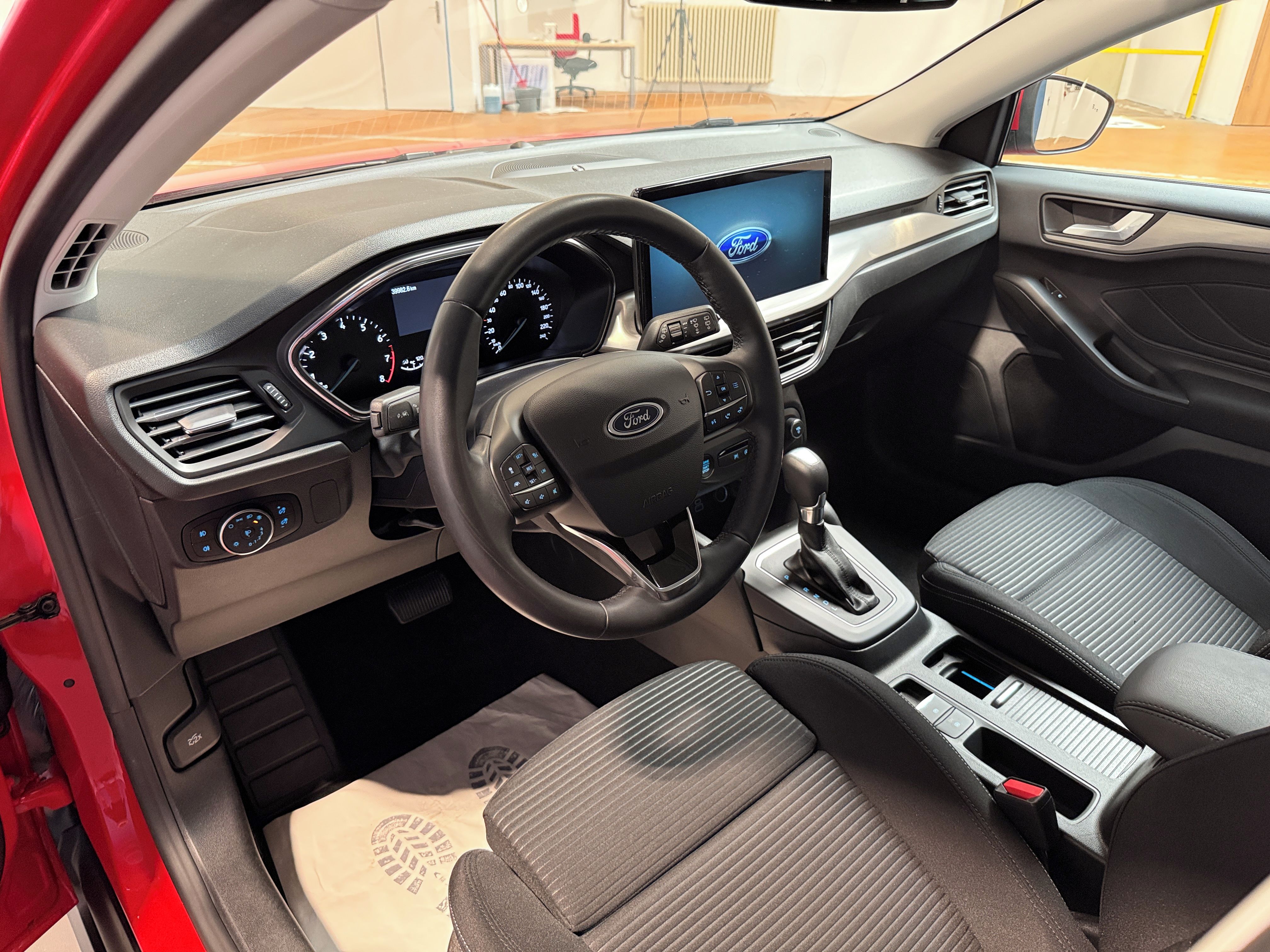 Ford Focus, 1.0 EcoBoost mHEV 114kW Titani - fotka 5
