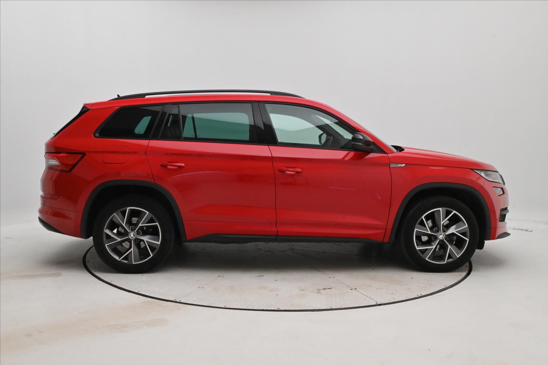 Škoda Kodiaq, 1,5 TSI 110kW Sportline Busine - fotka 4