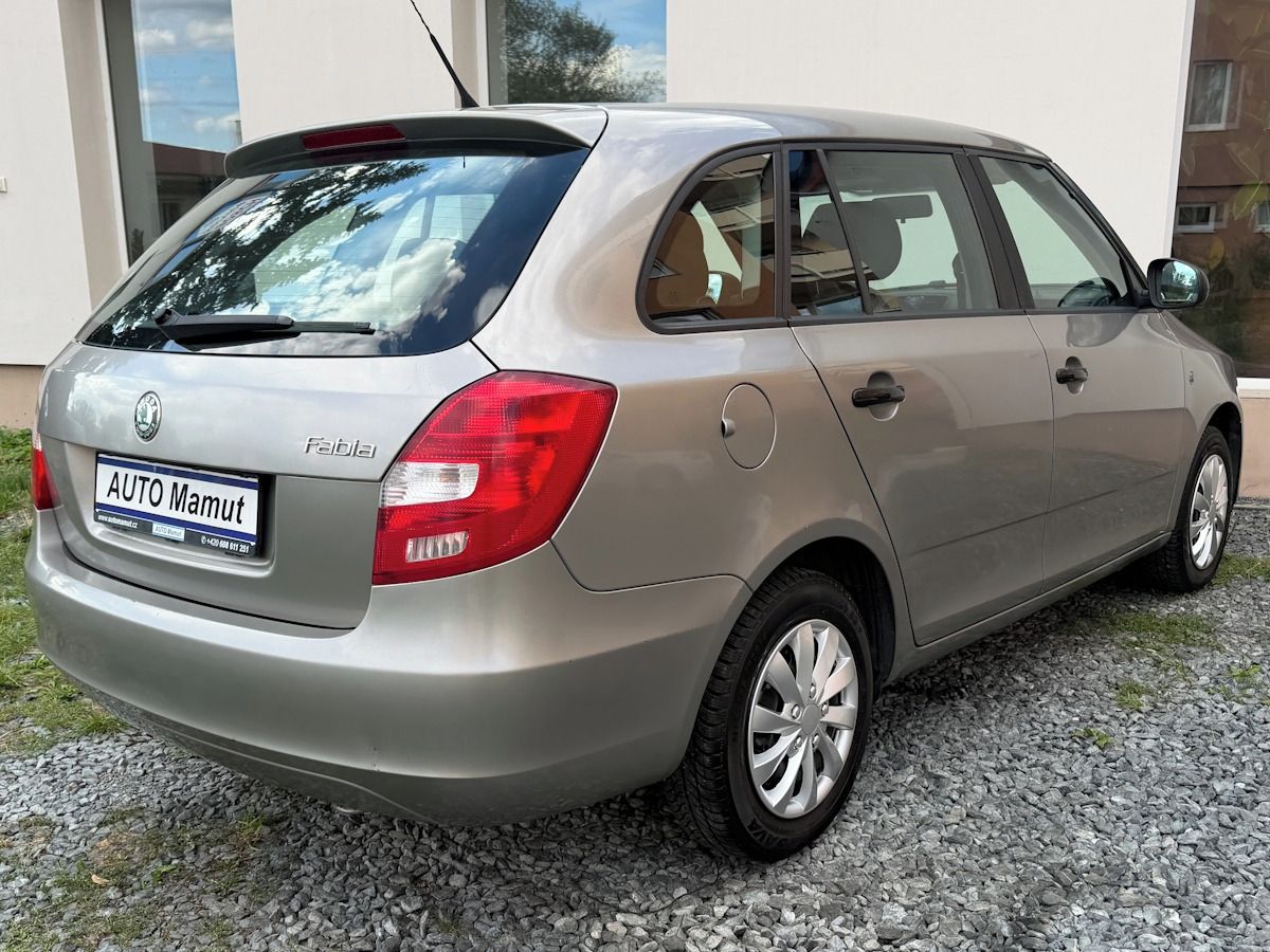 Škoda Fabia, 1.4 16v 63kW po 1.maj v CZ - fotka 3