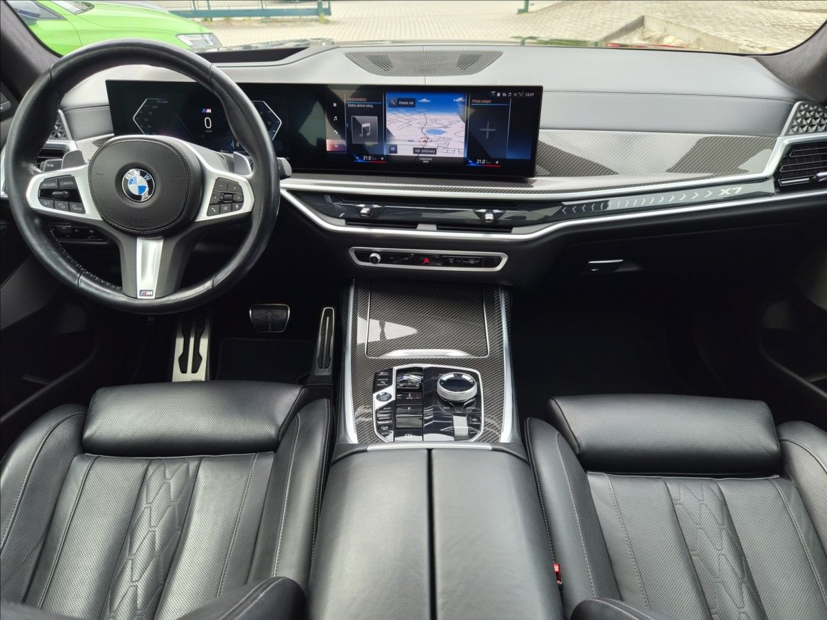 BMW X7, 40d M *HUD*SKY LOUNGE*TAŽNÉ* - fotka 6