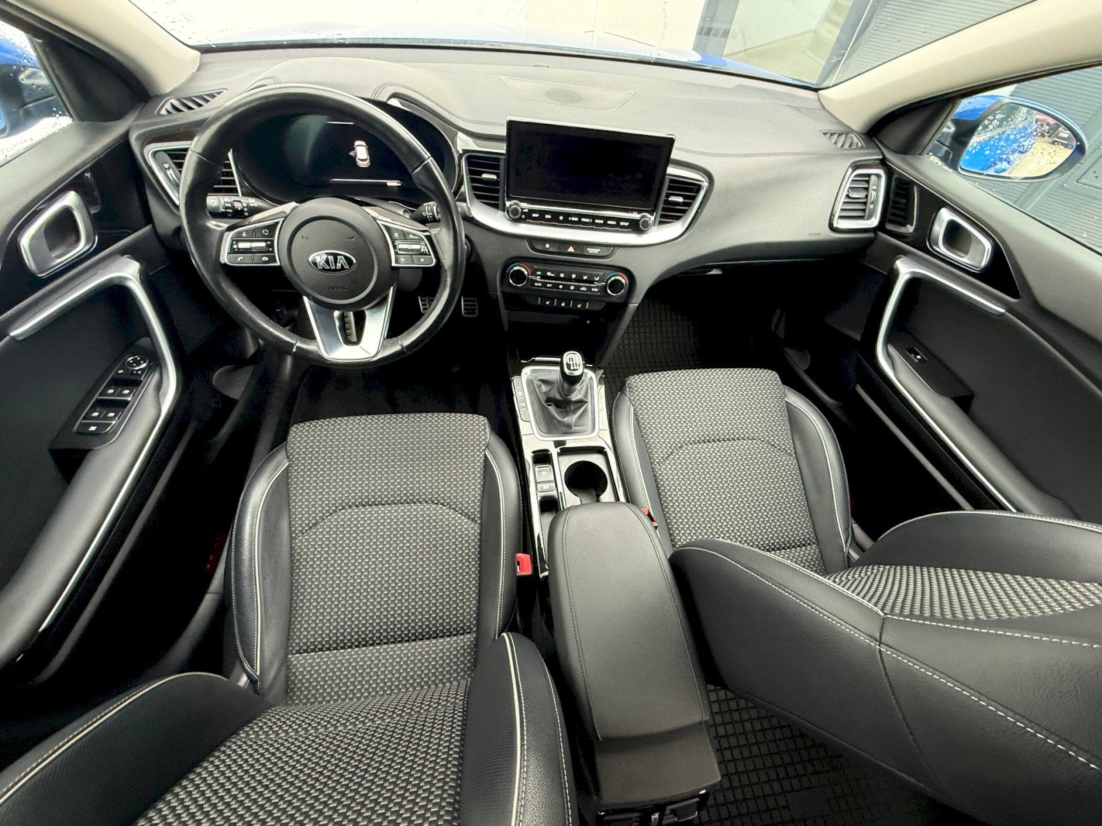 Kia XCee´d, 1.4 TGD-I 103kW/140PS - fotka 5