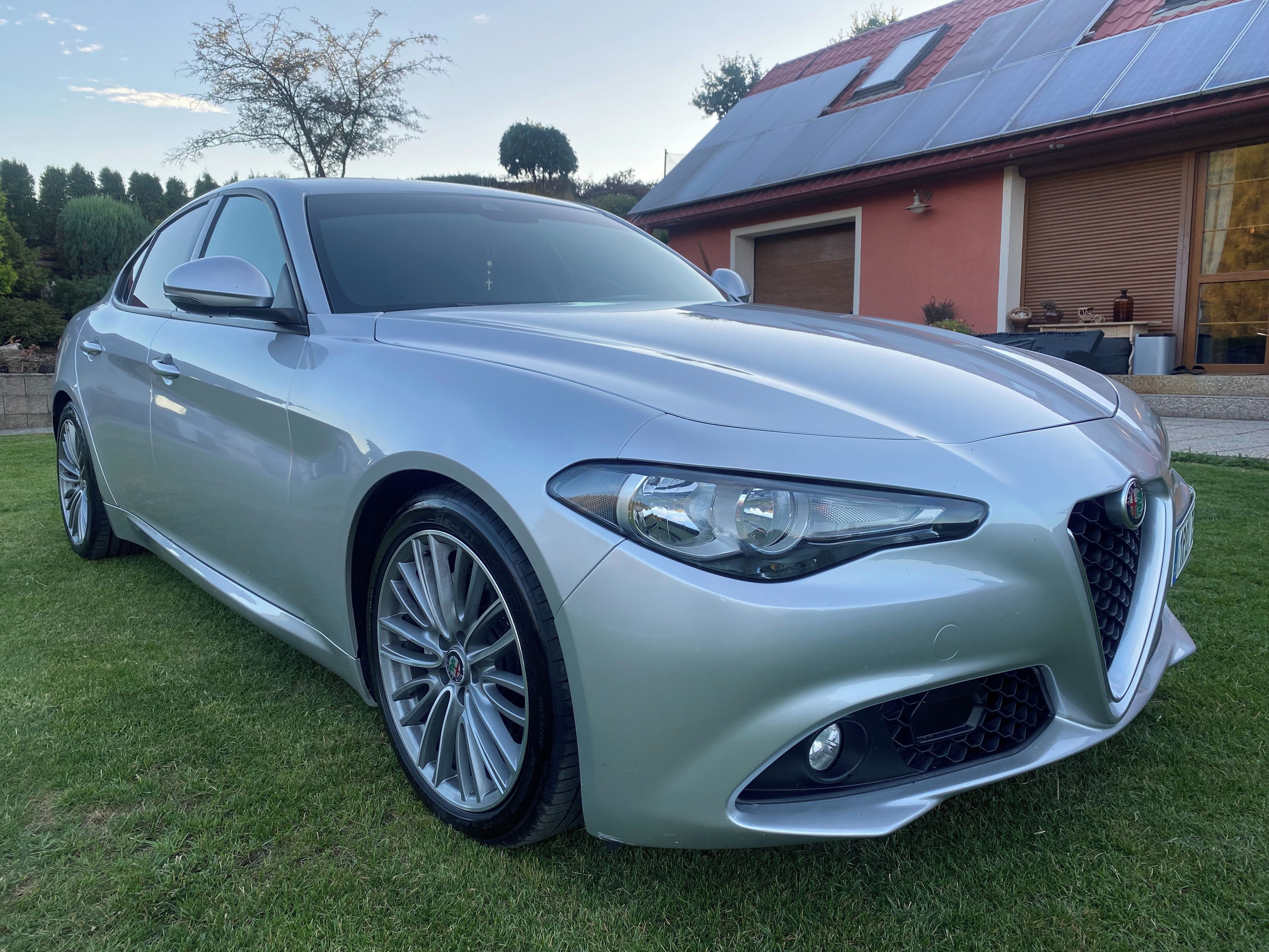 Alfa Romeo Giulia, 2.2 JTD 132kW,Adaptiv tempomat