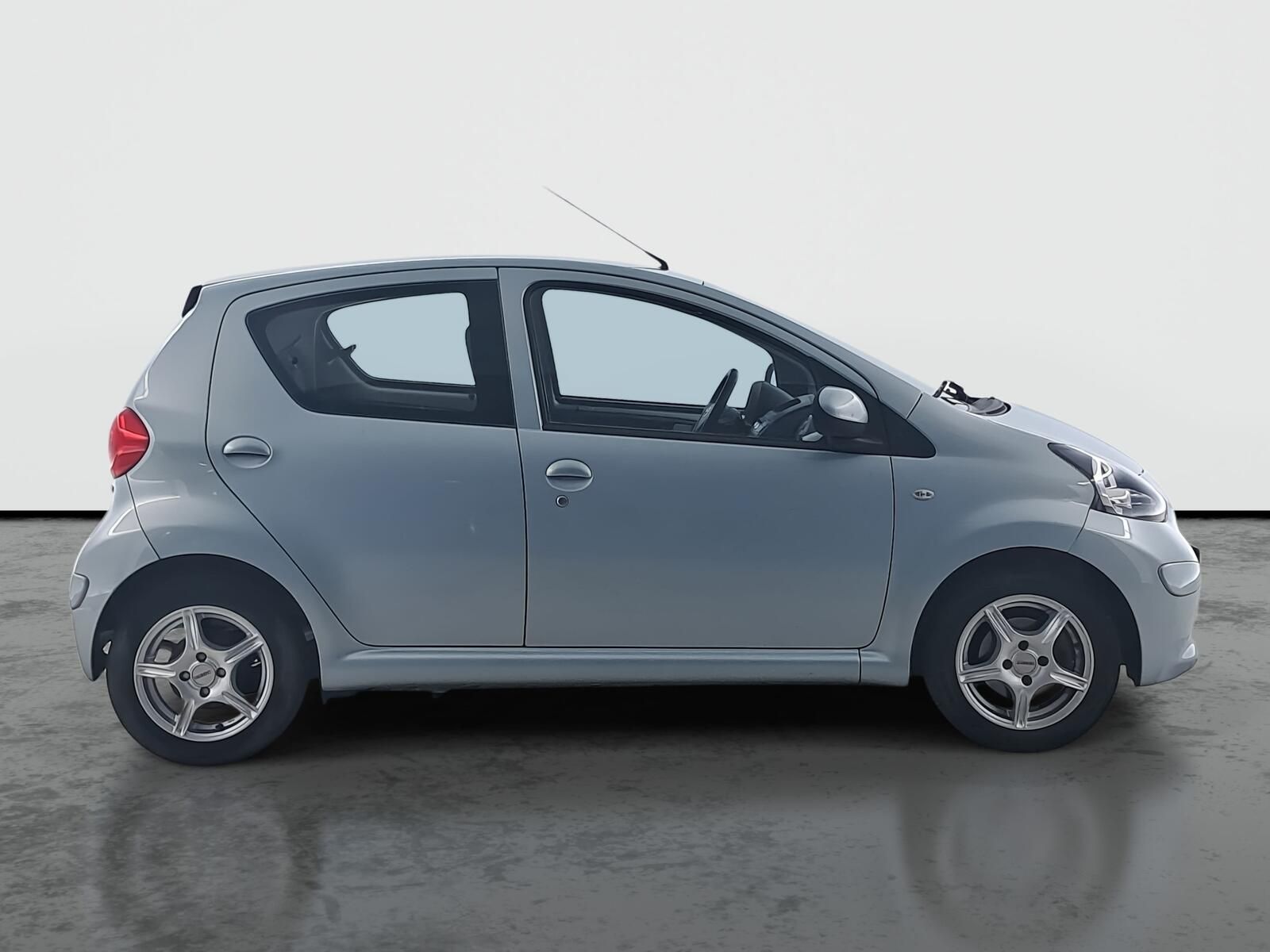Toyota Aygo, 1.0 VVT-i, po STK, servisované - fotka 6