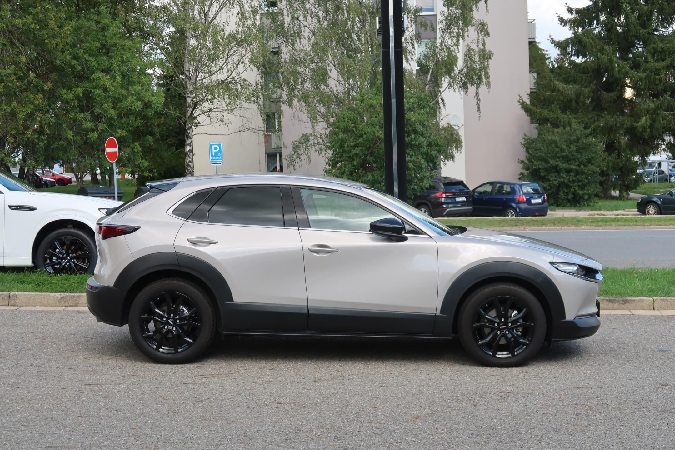 Mazda CX-30, 2,0 X186 AT Homura - fotka 4
