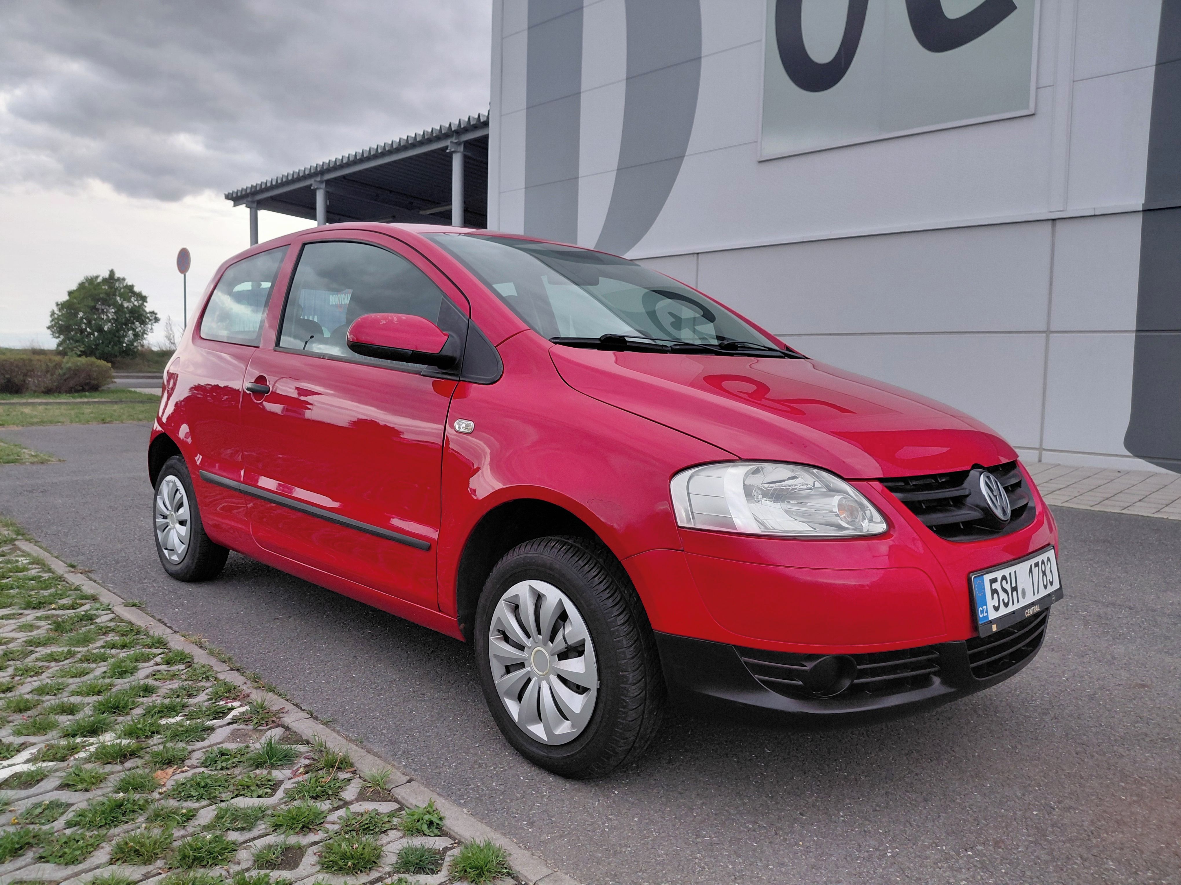 Volkswagen Fox, 1.2i SPOLEHLIVÉ AUTO+KOLA