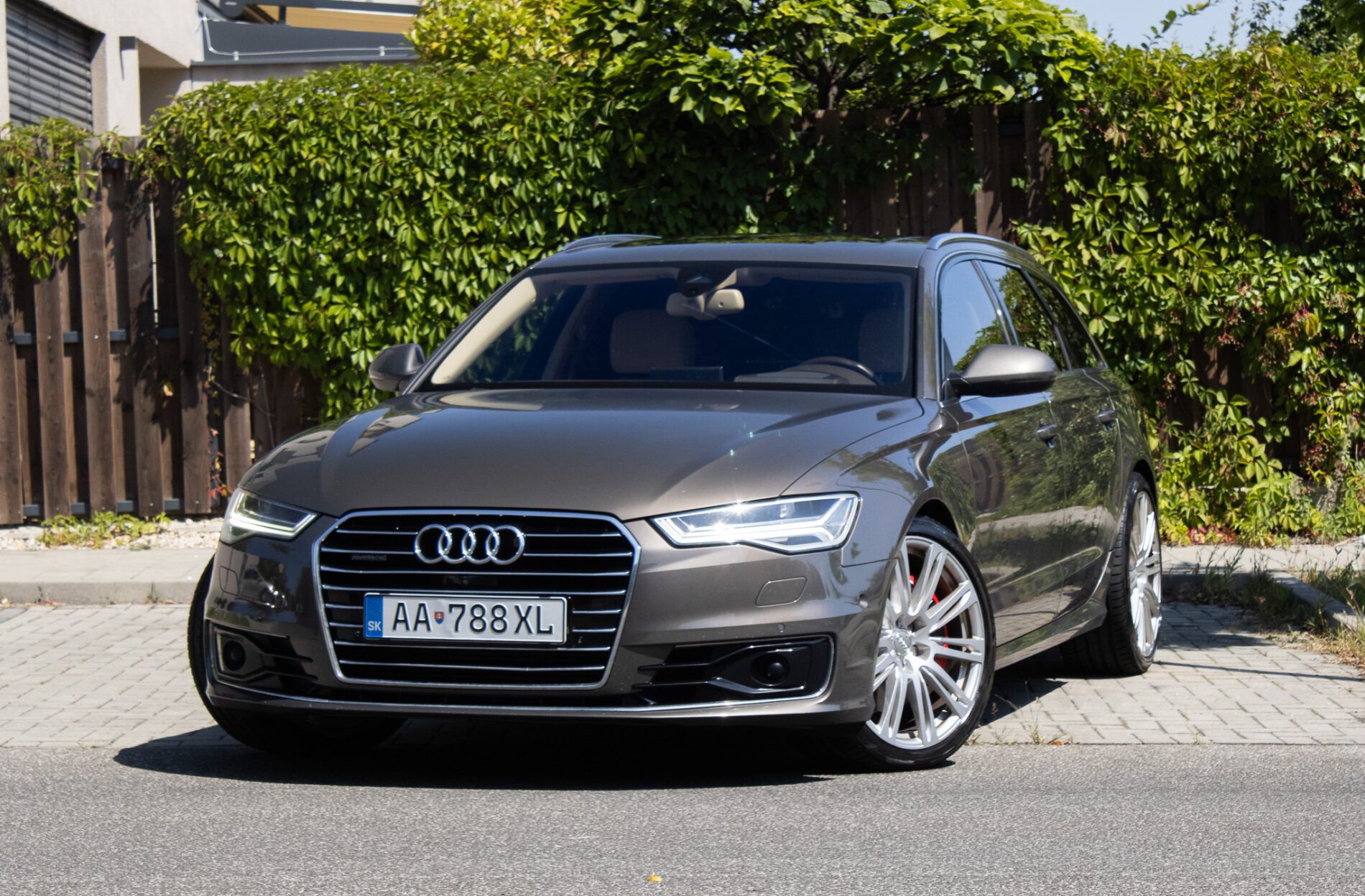 Audi A6 Avant