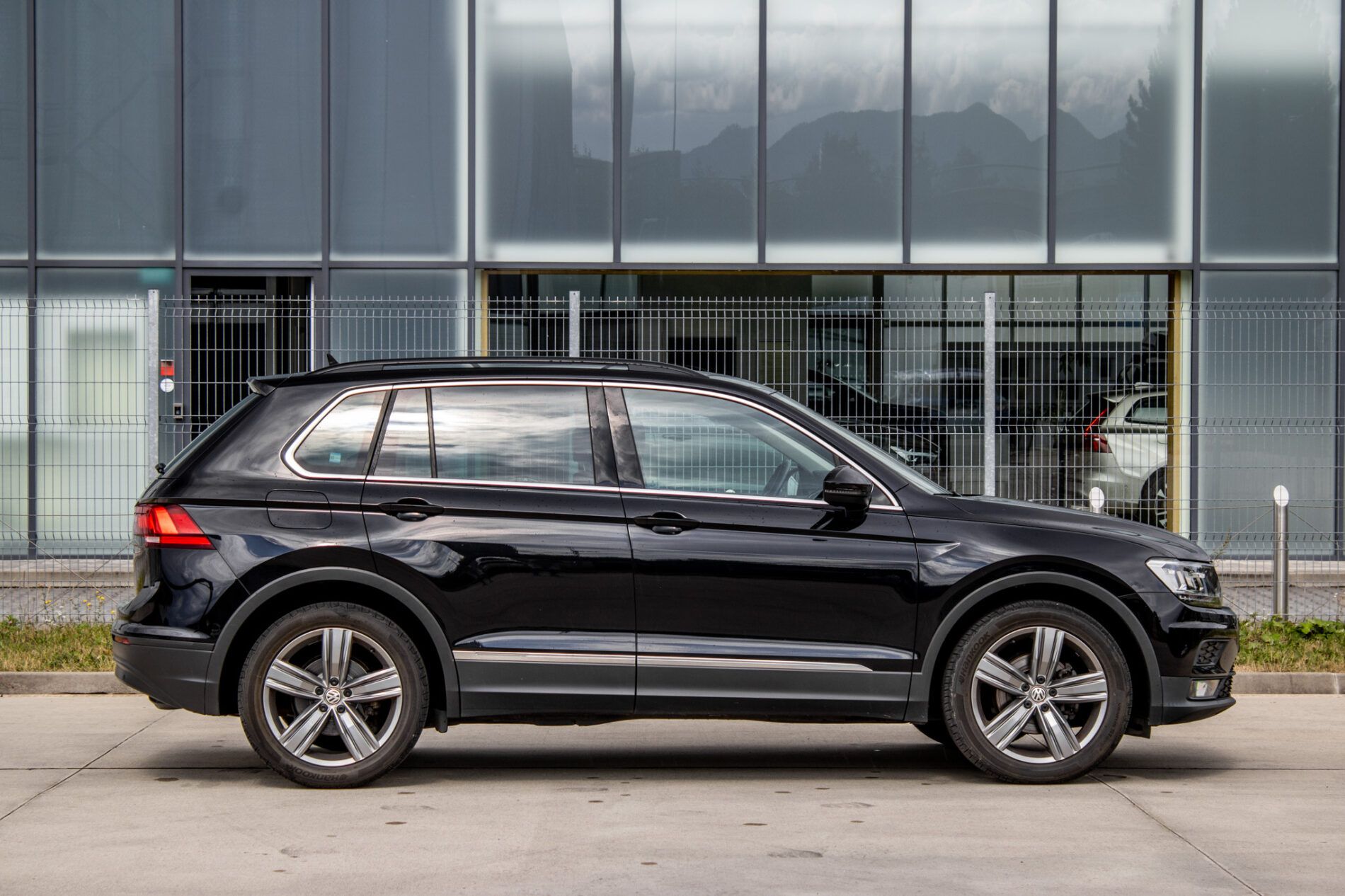 Volkswagen Tiguan - fotka 4