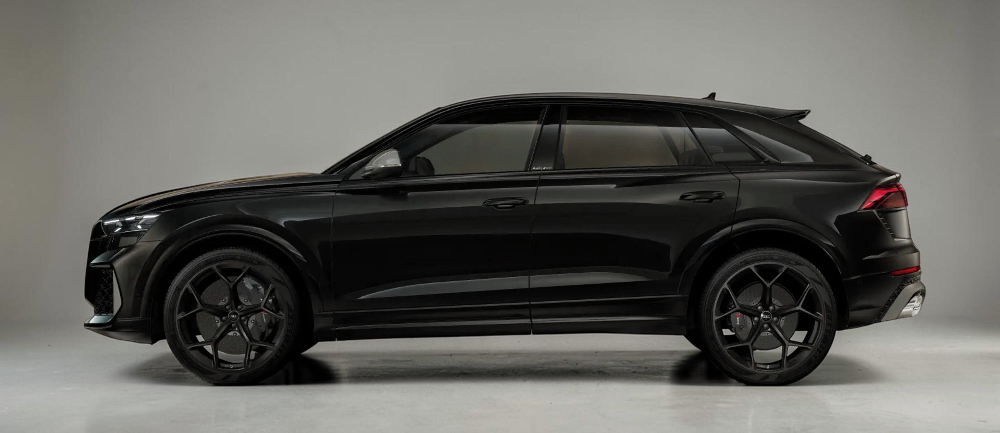 Audi RS Q8, PERFORMANCE 640PS Facelift - fotka 4