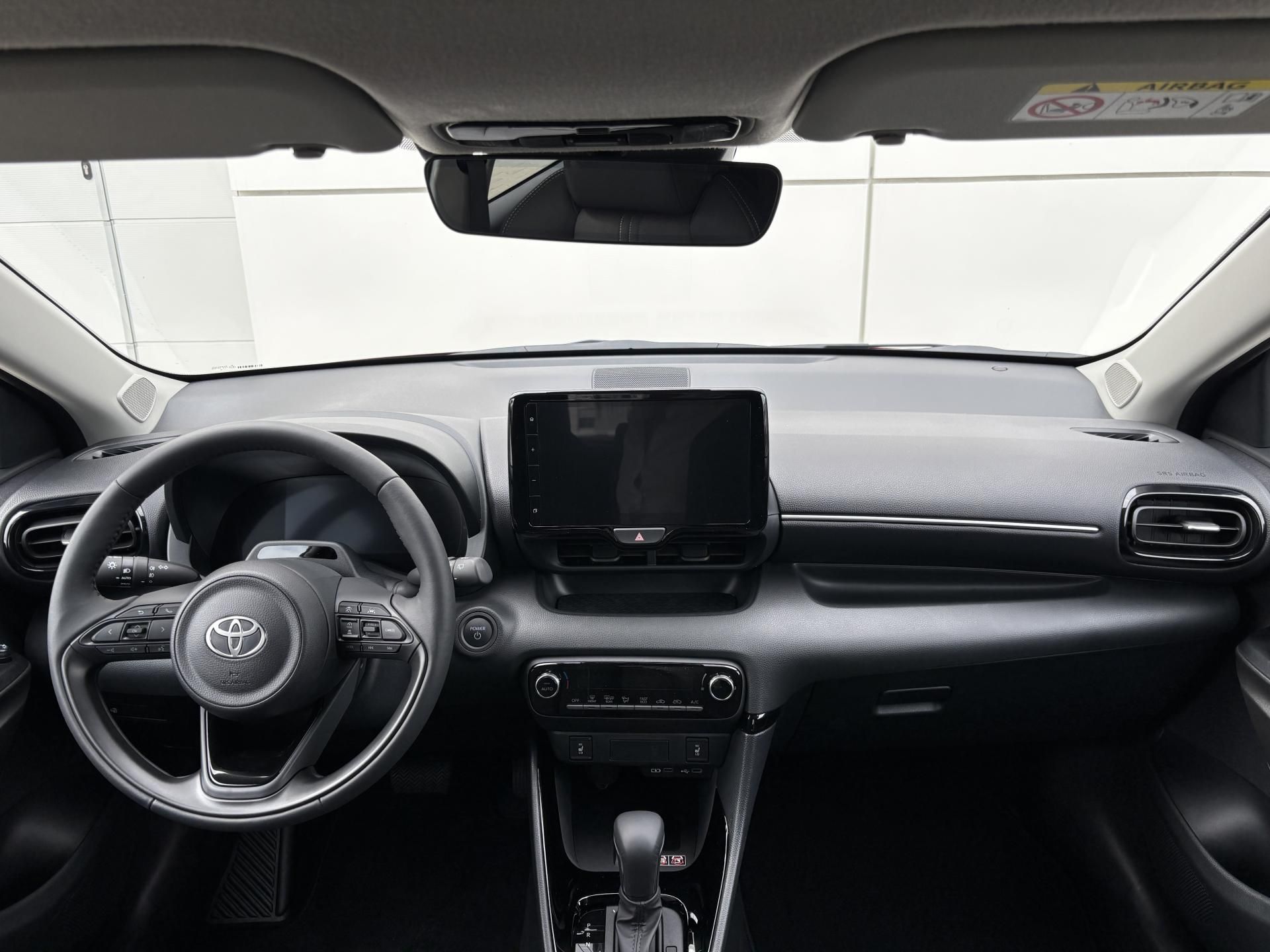 Toyota Yaris, Style 1,5 HEV AT - fotka 5