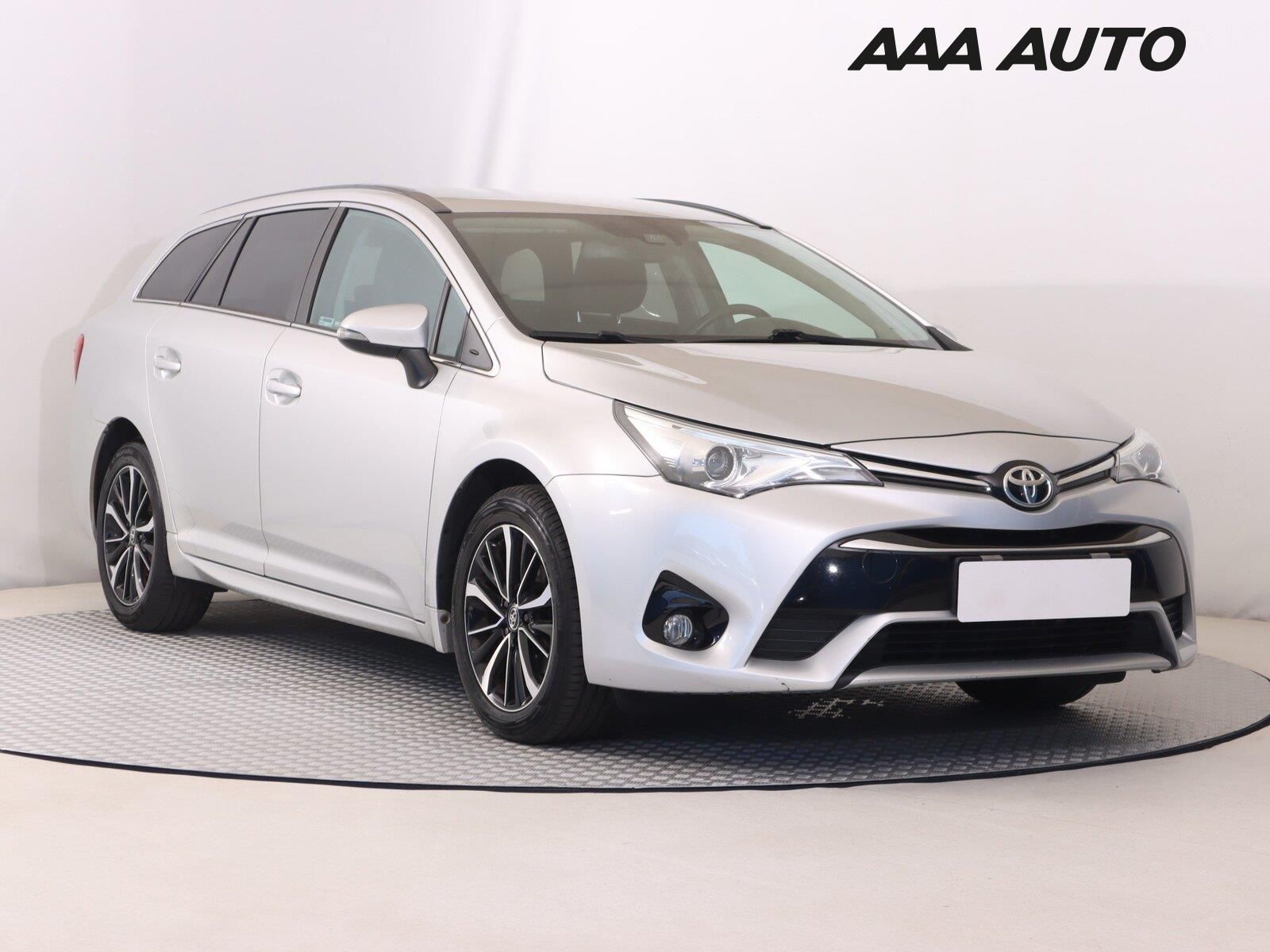 Toyota Avensis, 1.8 Valvematic, Automat