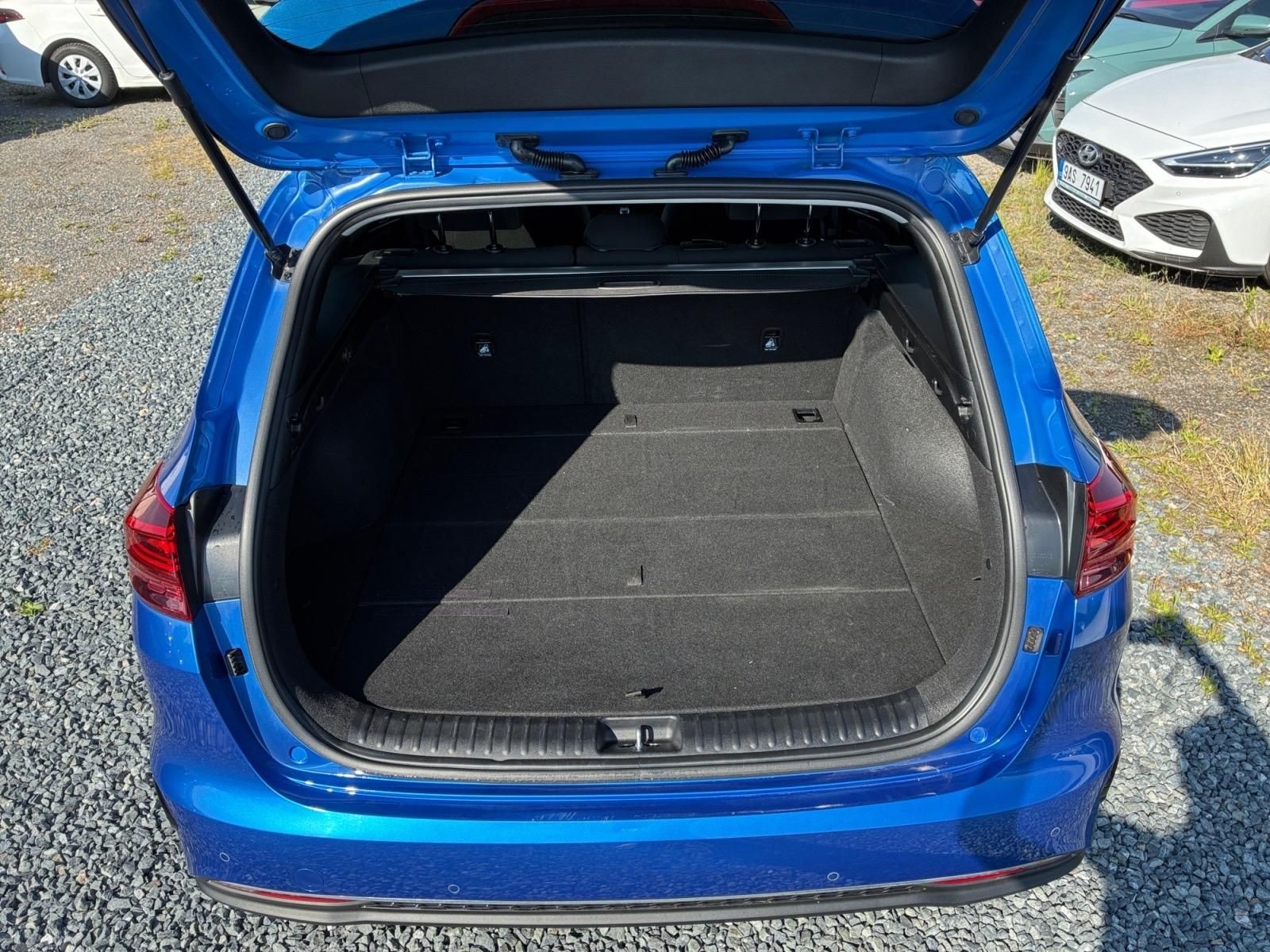 Kia Cee´d, TOP 1.5T-GDI 118kW CZ DPH - fotka 6