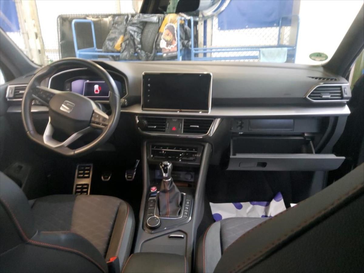 Seat Tarraco, 2,0 TDI MANUÁL TAŽNÉ KAMERA - fotka 5
