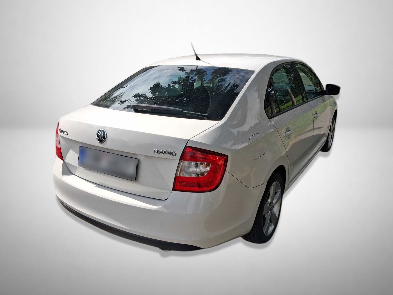 Škoda Rapid, 1.2 TSI, Ambition, Serv.kniha - fotka 2