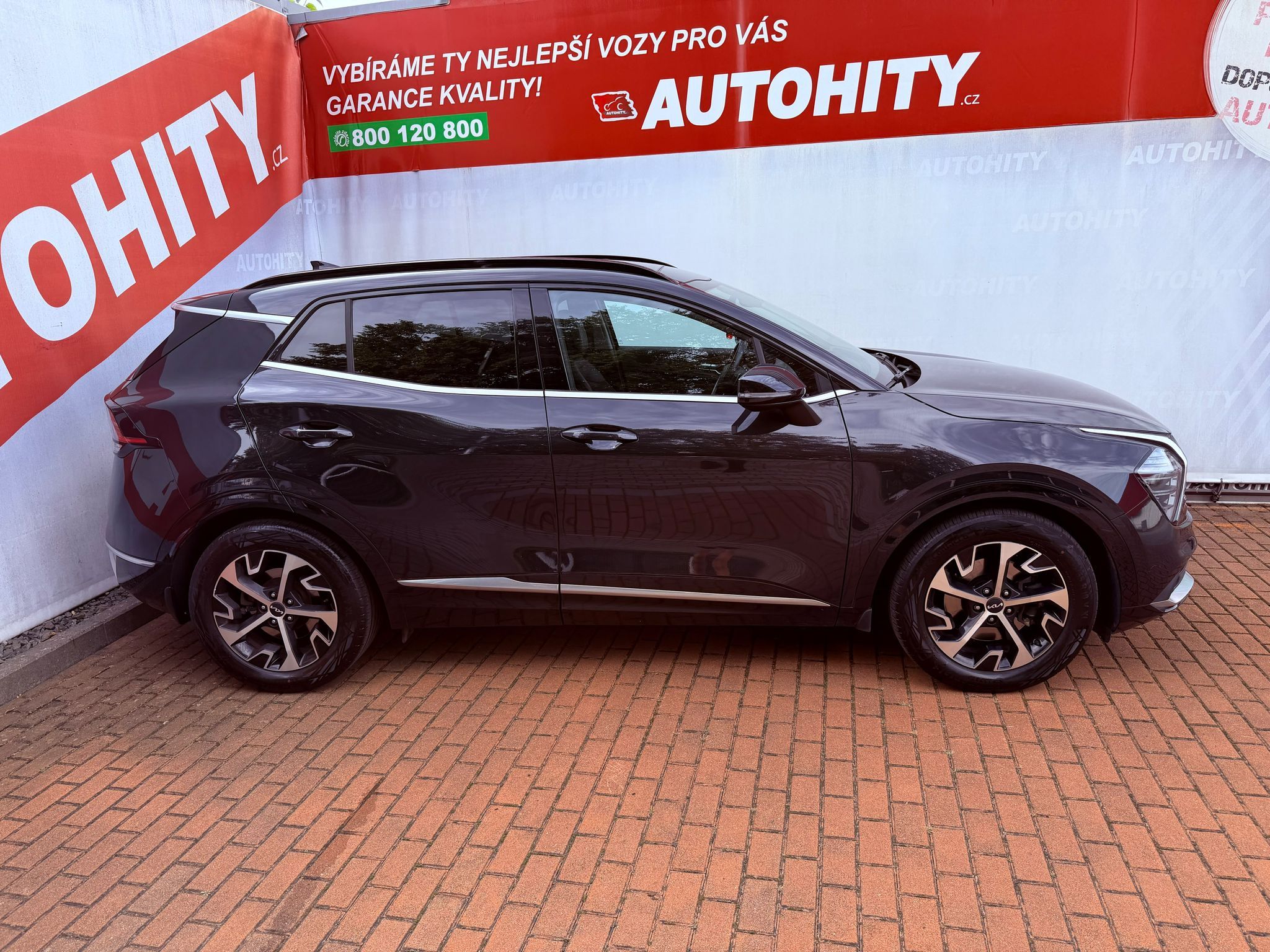 Kia Sportage, 1.6 T-GDI Exclusive DCT, ČR - fotka 6