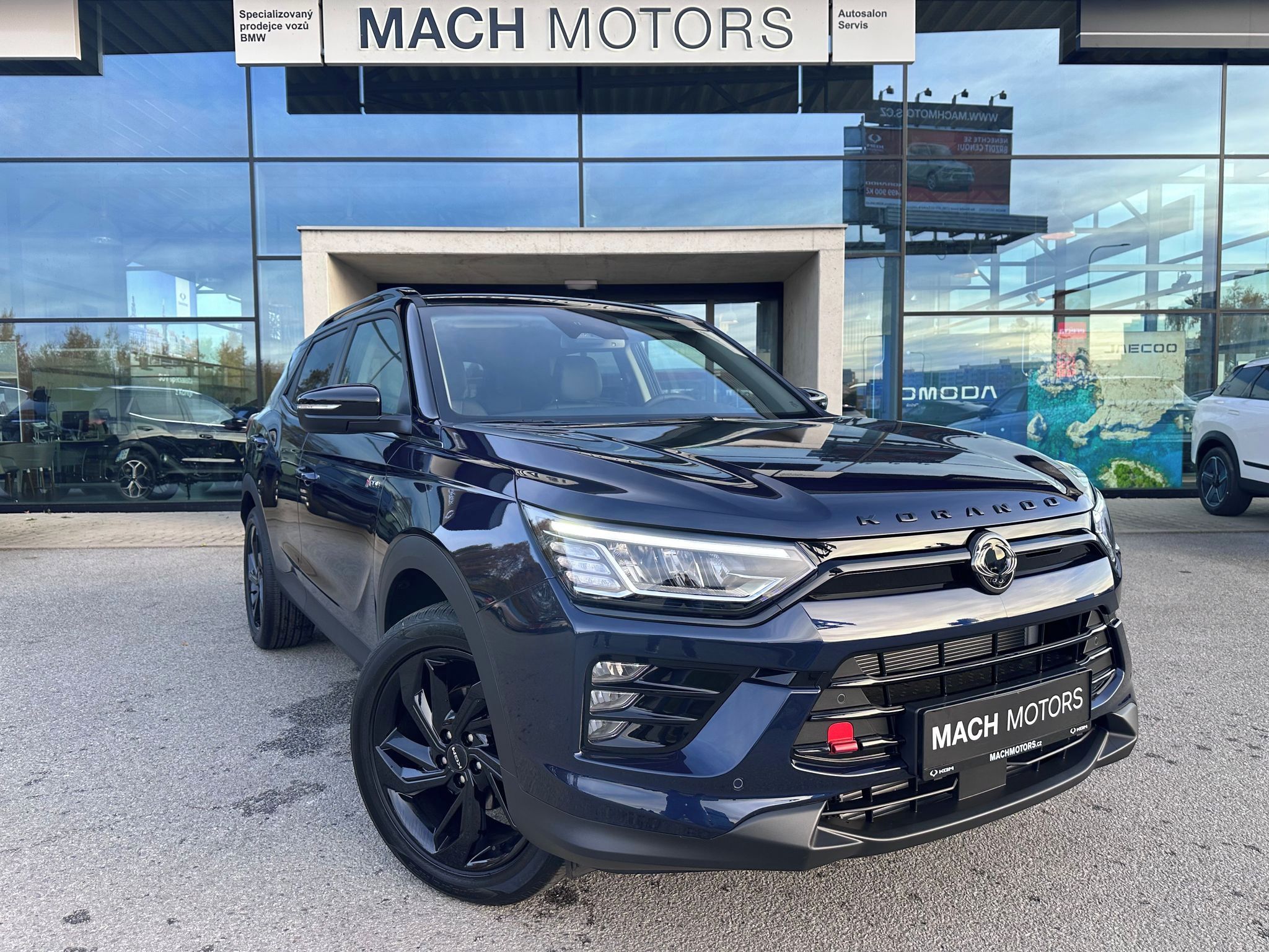 KGM Korando, Style + Black paket - fotka 3