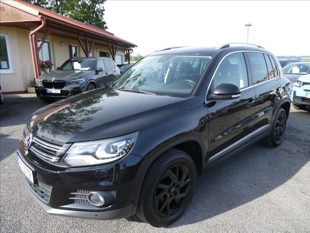 Volkswagen Tiguan, 2,0 TDi 130kW 4MOTION, závěs - fotka 3