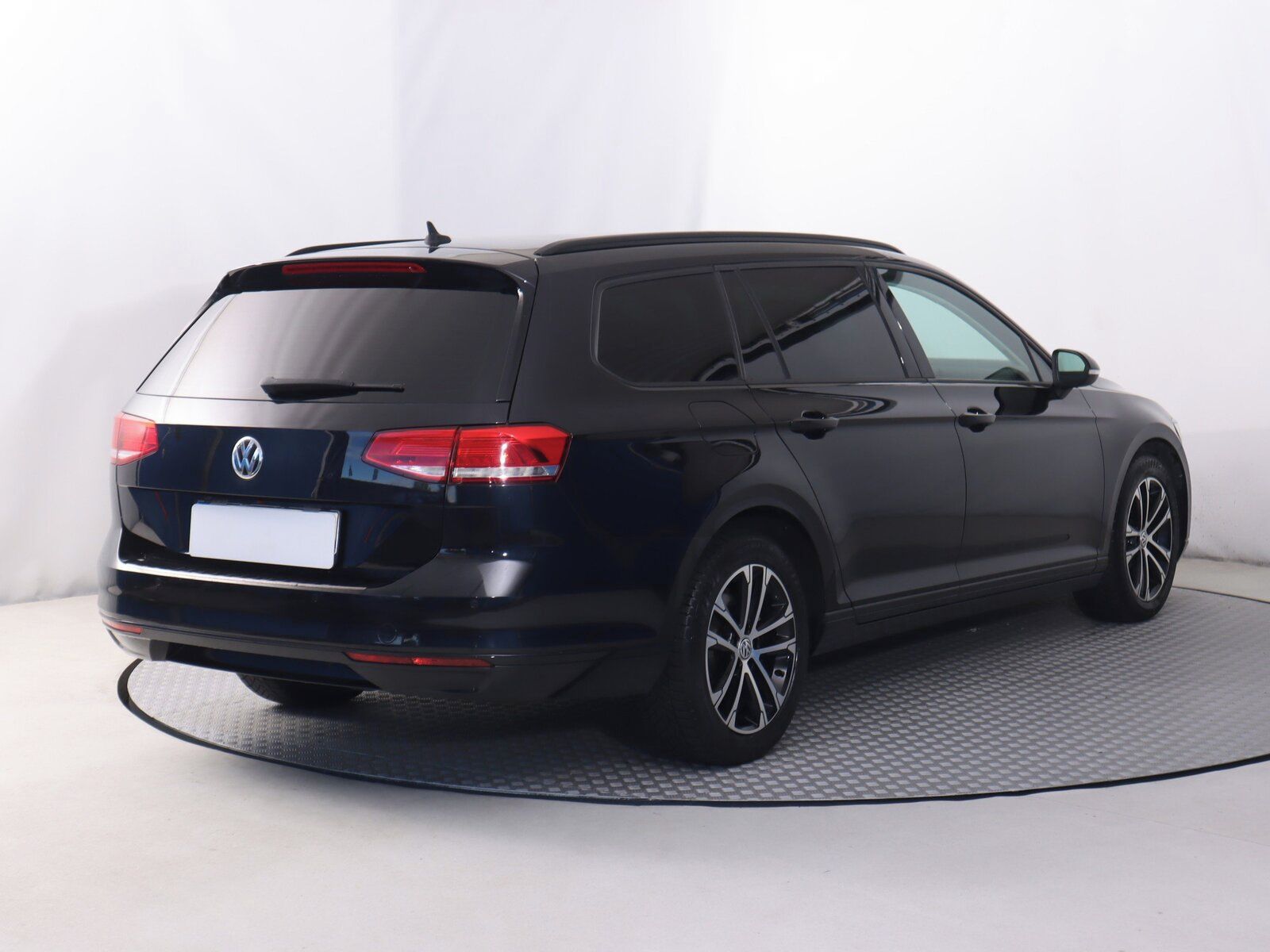 Volkswagen Passat, 2.0 TDI, Comfortline, Automat - fotka 5