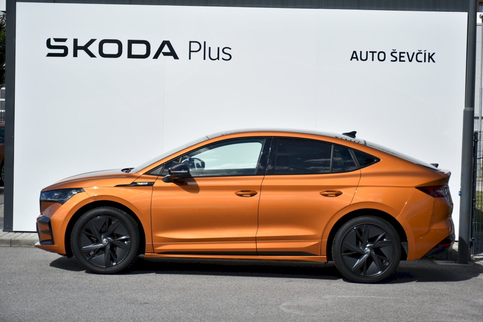 Škoda Enyaq Coupé, 80 RS 220kW 4x4 - fotka 3