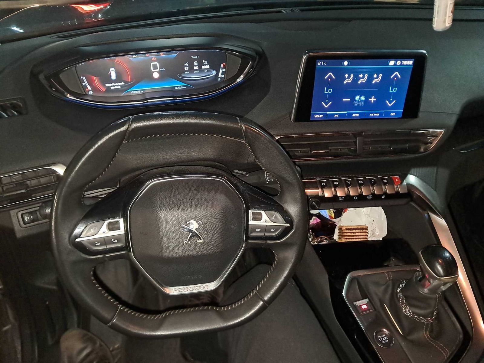 Peugeot 5008, PureTech 130, Active, 7 míst - fotka 3