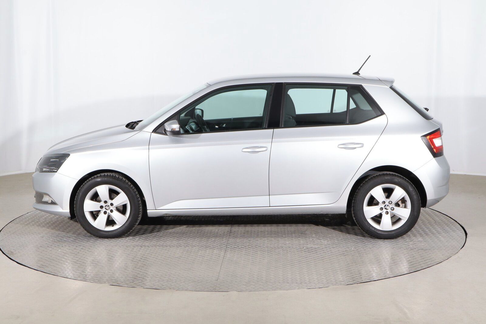 Škoda Fabia, 1.2 TSI, Ambition, Serv.kniha - fotka 3