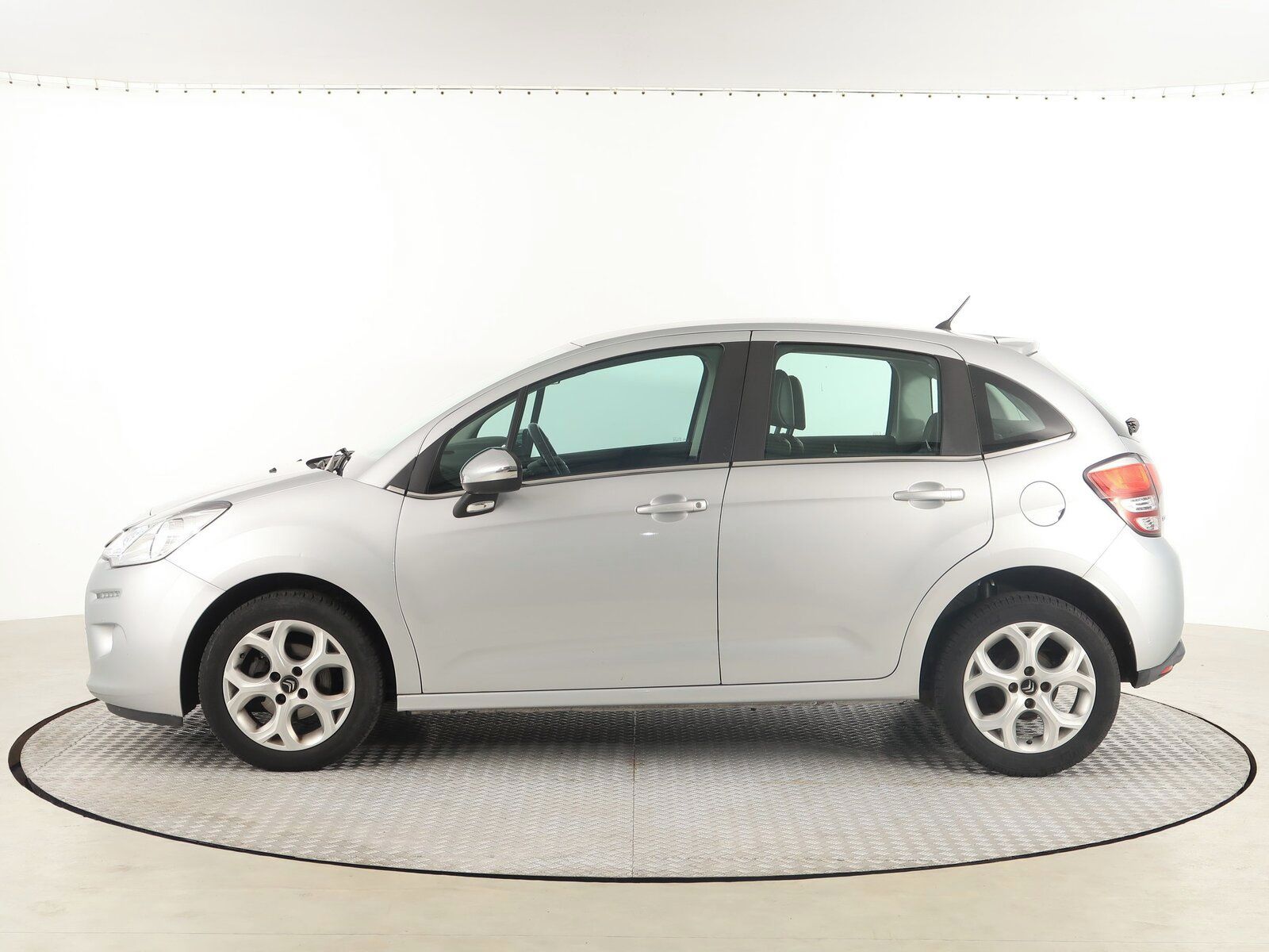 Citroën C3, 1.6 BlueHDi - fotka 3