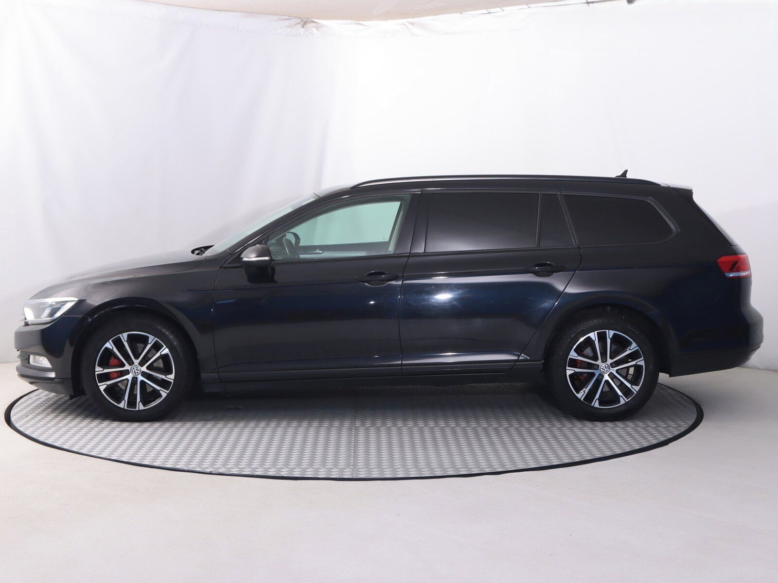 Volkswagen Passat, 2.0 TDI, Comfortline, Automat - fotka 3