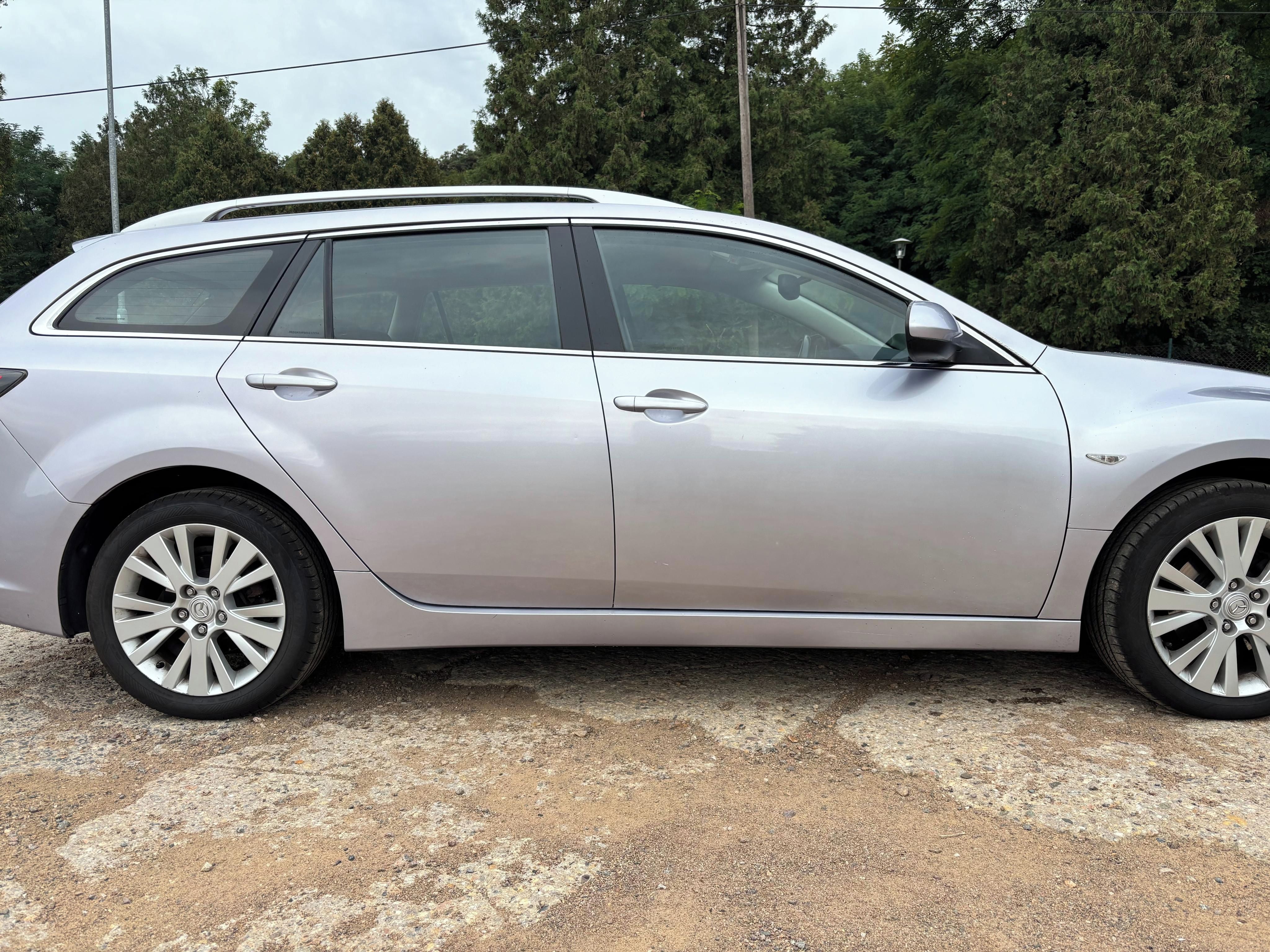 Mazda 6, 2,0 - fotka 2