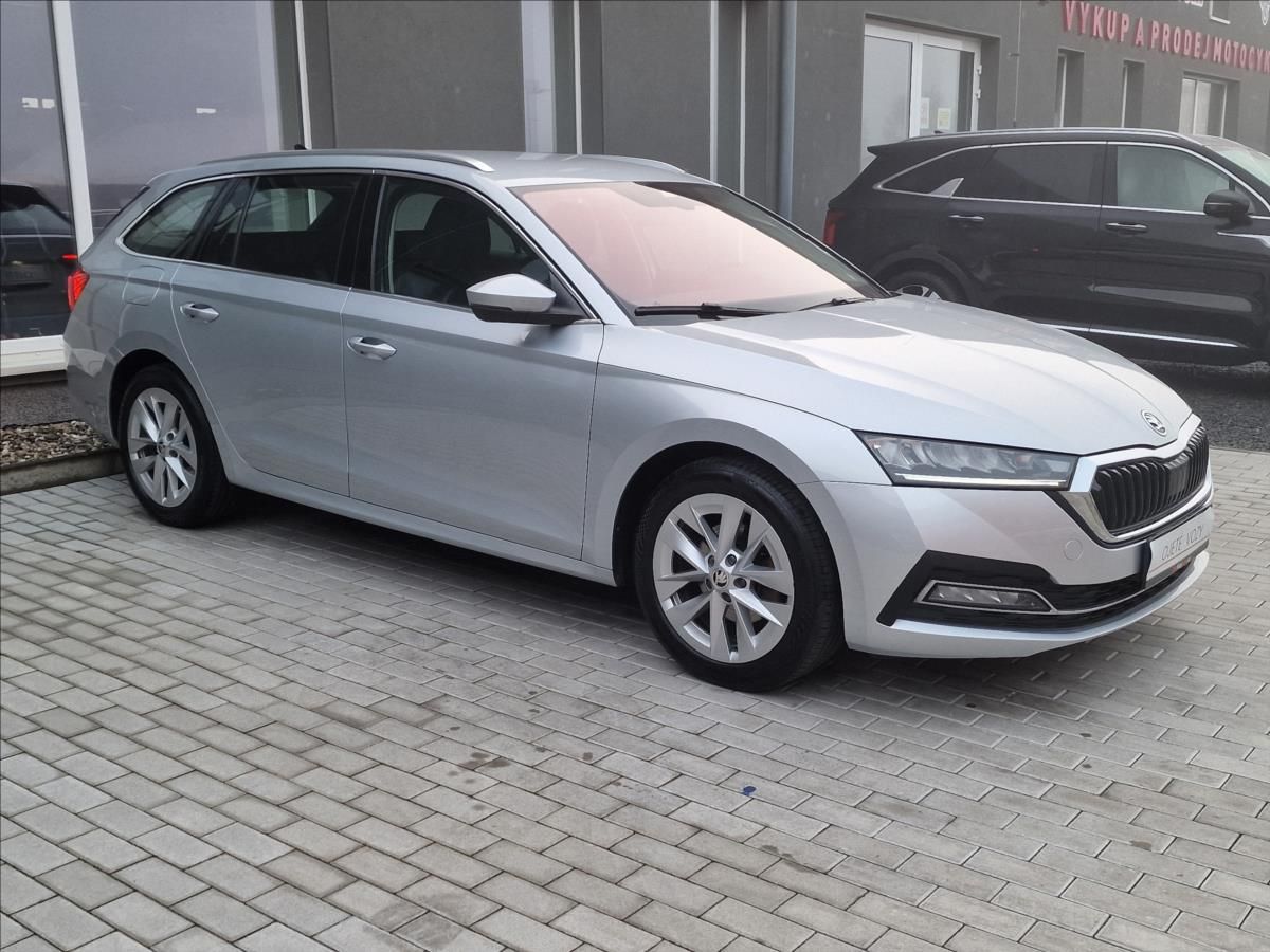 Škoda Octavia, 1.5TSI 110kW Style, ČR,1.Maj. - fotka 2