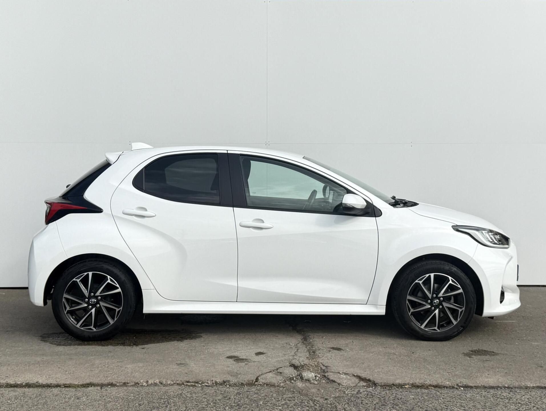Toyota Yaris, 1.5 VVT-i 92KW Style TECH - fotka 3