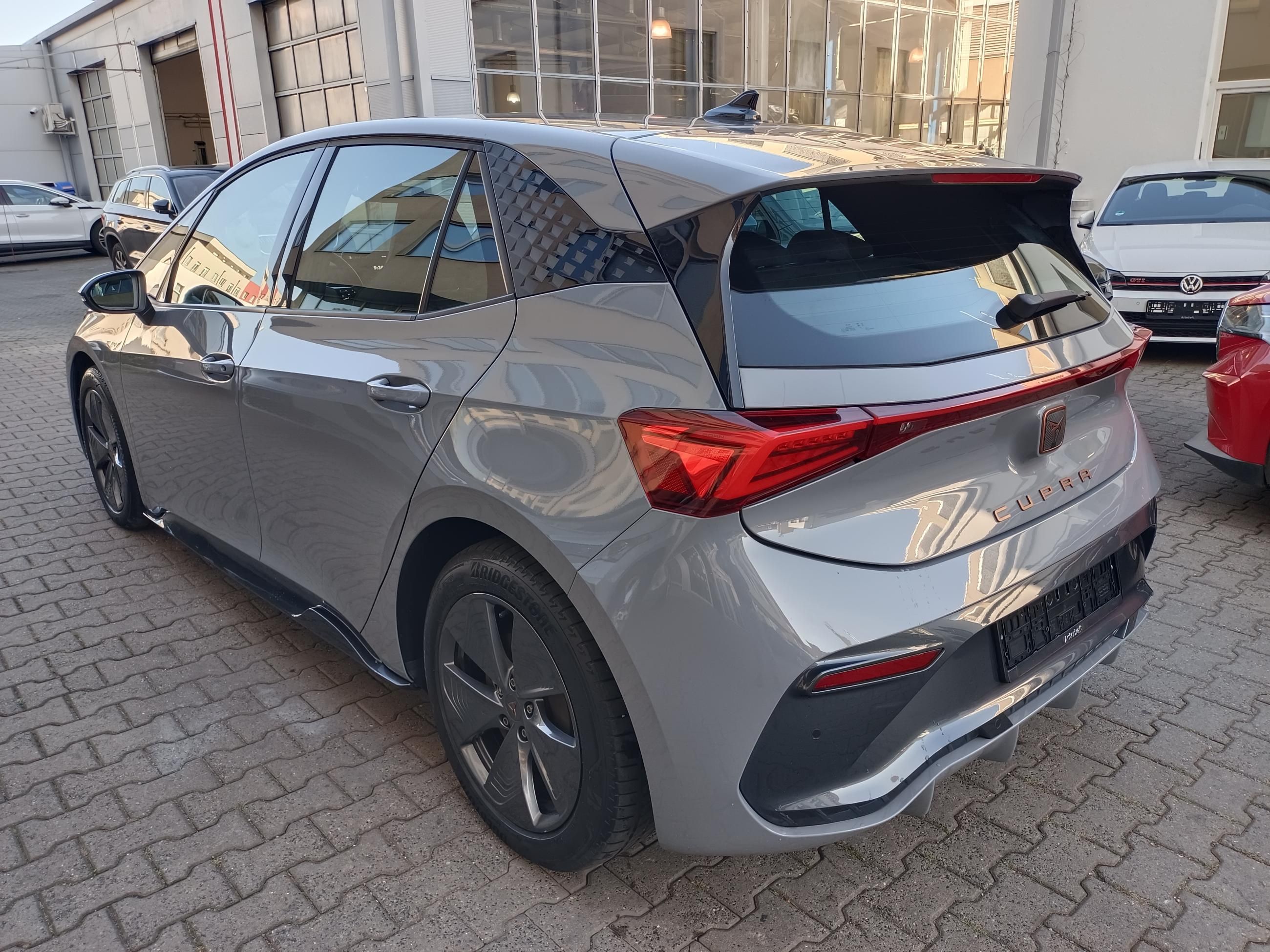 Cupra Born, Born 150kW / Tepelné čerpadlo - fotka 5