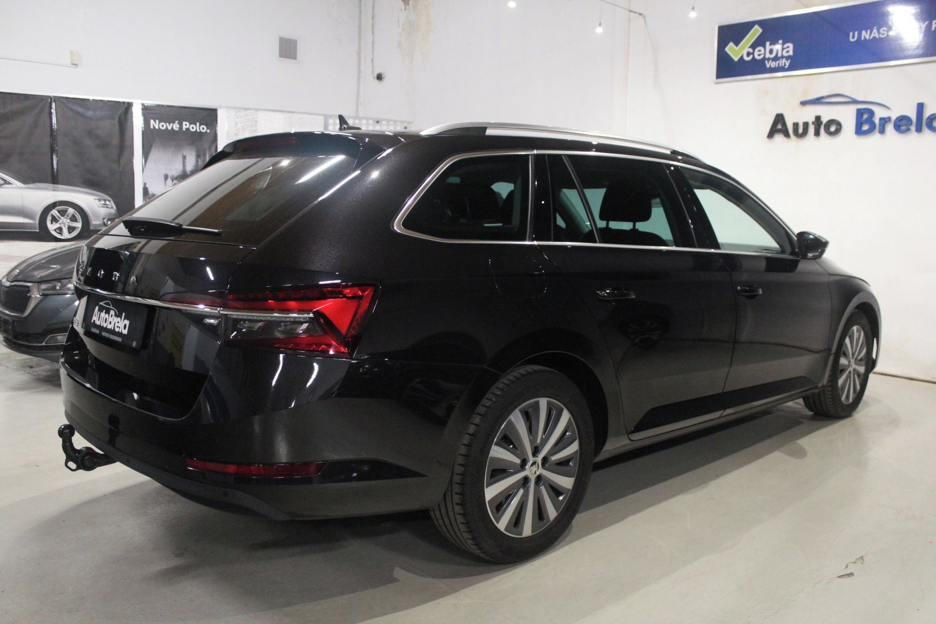 Škoda Superb, 110kW,Tažné,Nez. topení,Matrix - fotka 5