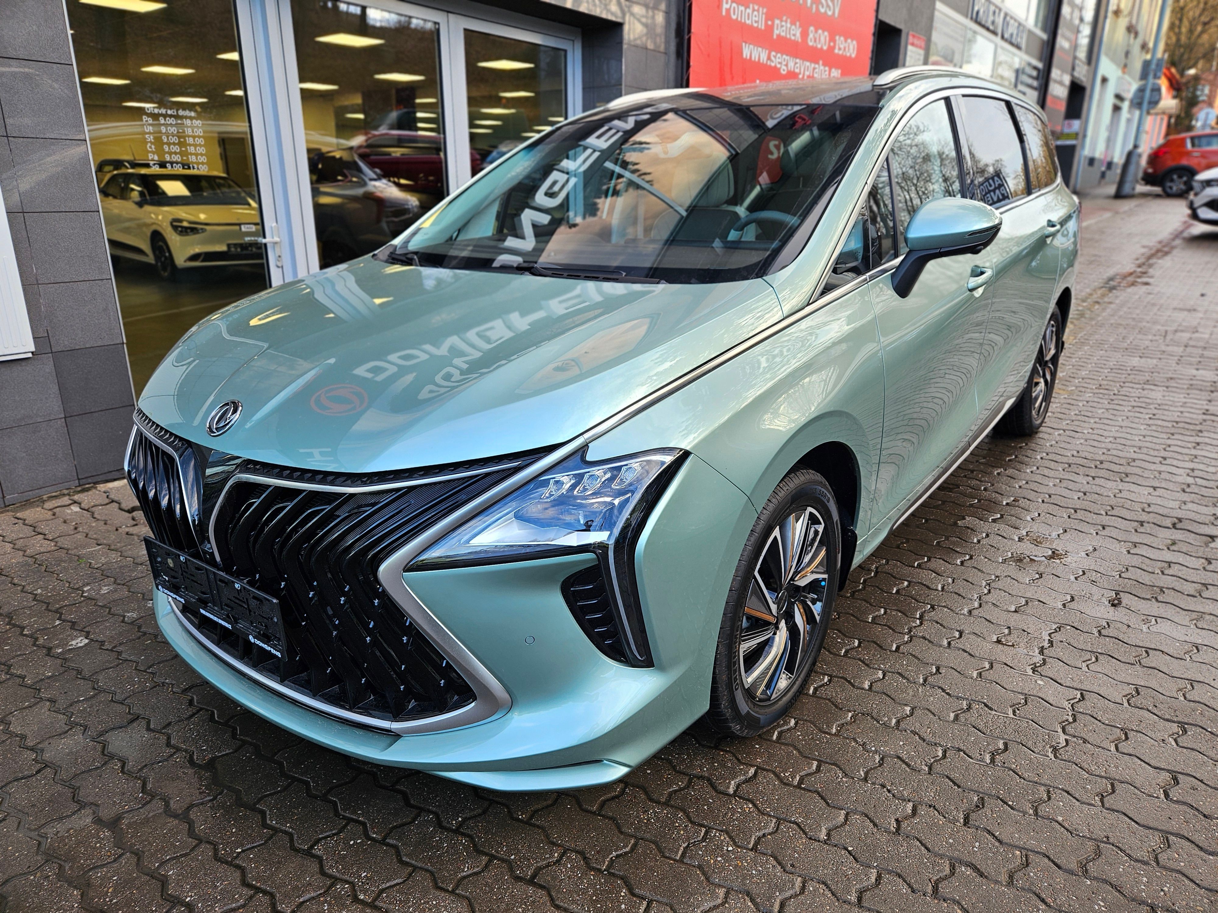 Dongfeng U-Tour, FR,Media Connect+Urban packet - fotka 2